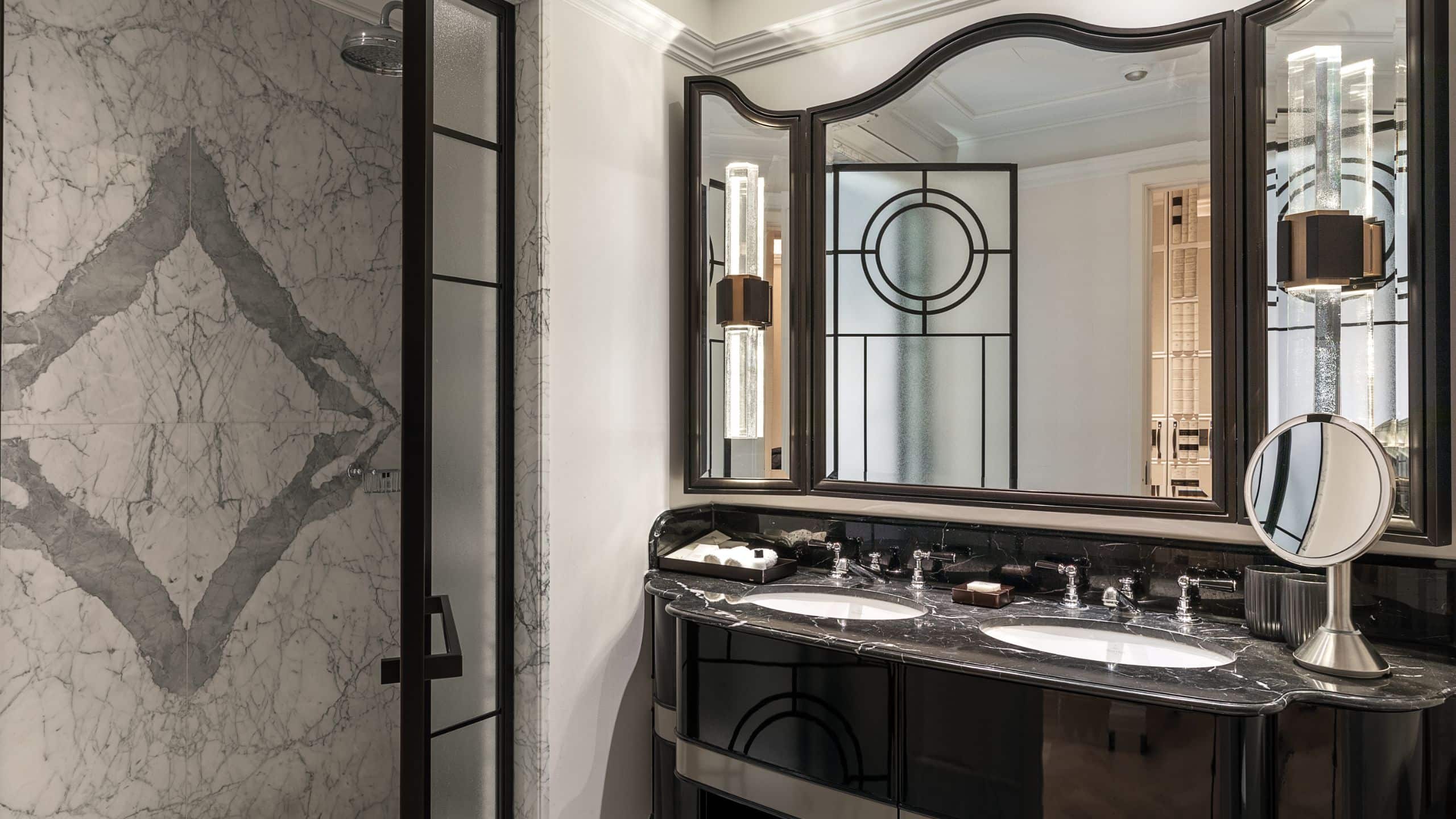 Koestler Suite With 1 King Bed - Image 3