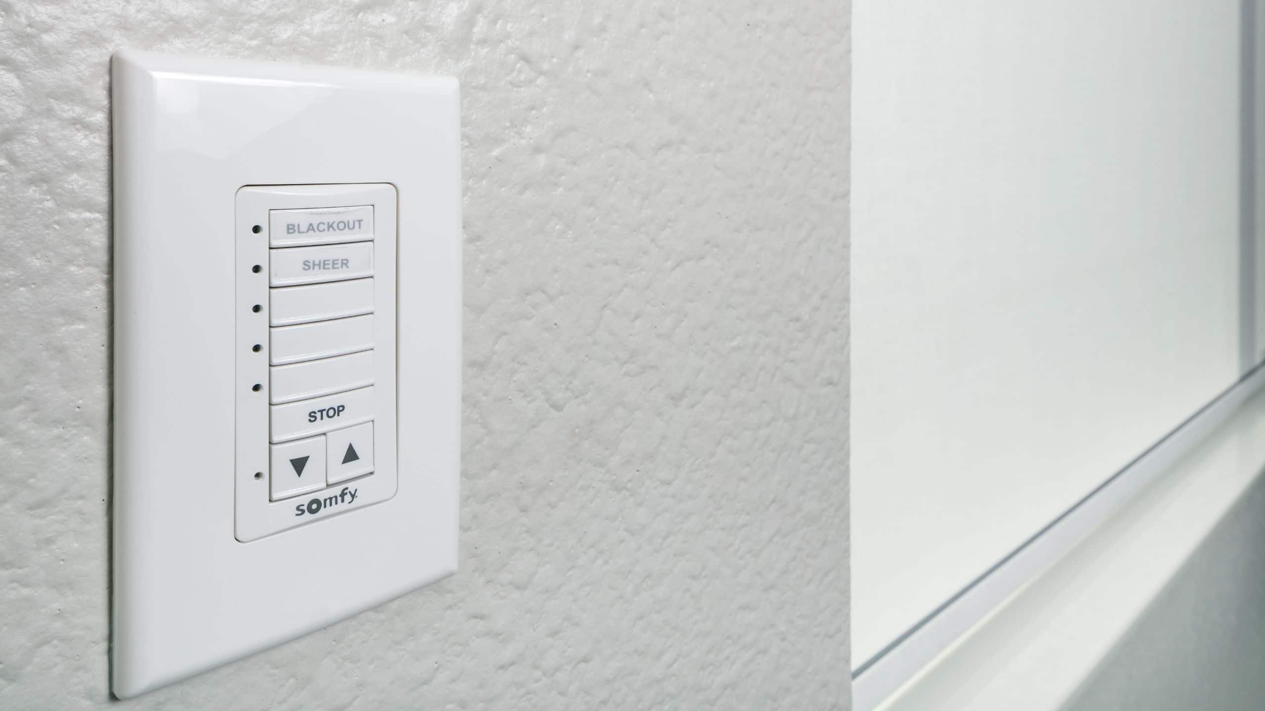 Accessible King Bed/Roll-In Shower - Image 4