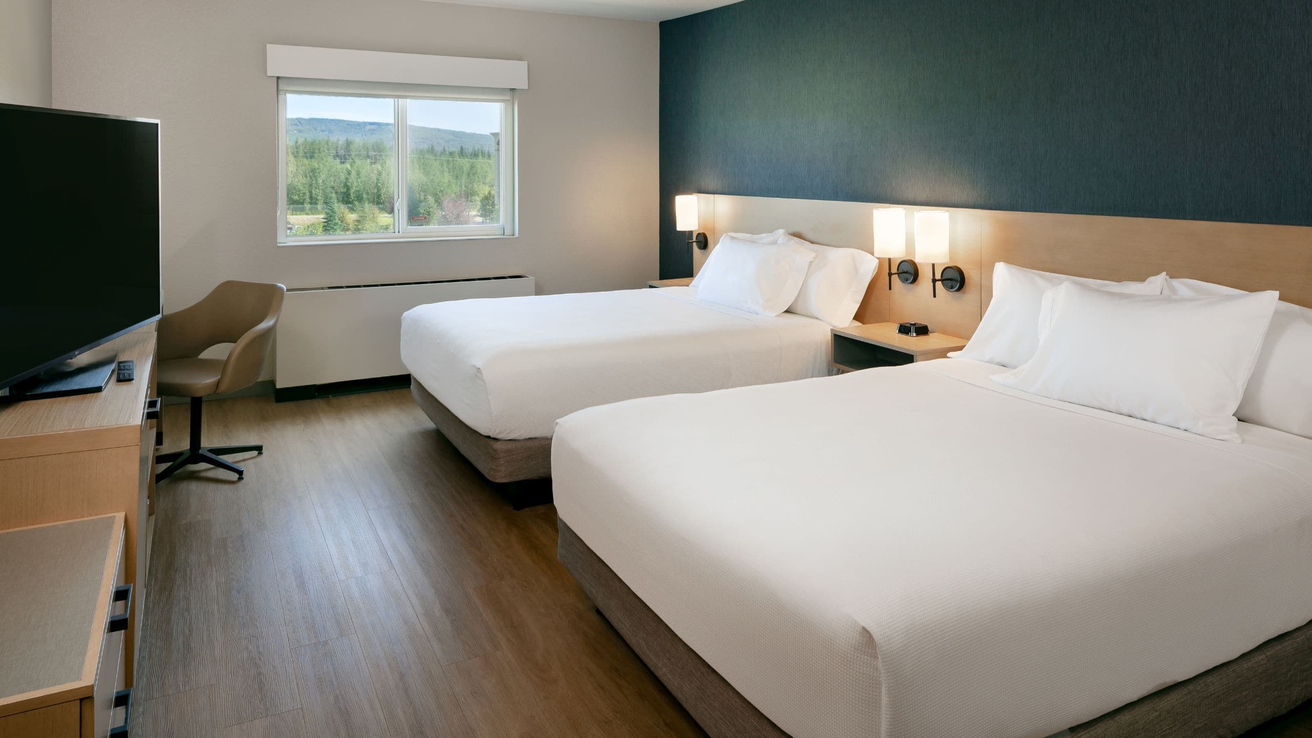 Two Queen Beds - Image 1