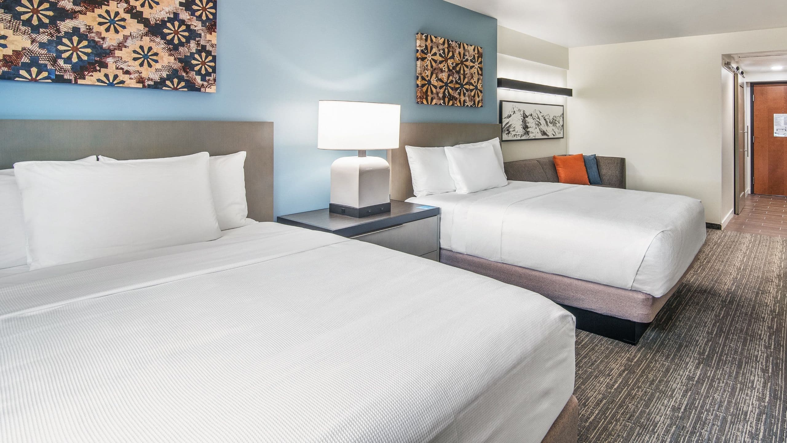 Accessible | Two Queen Beds/Roll-In Shower - Image 1