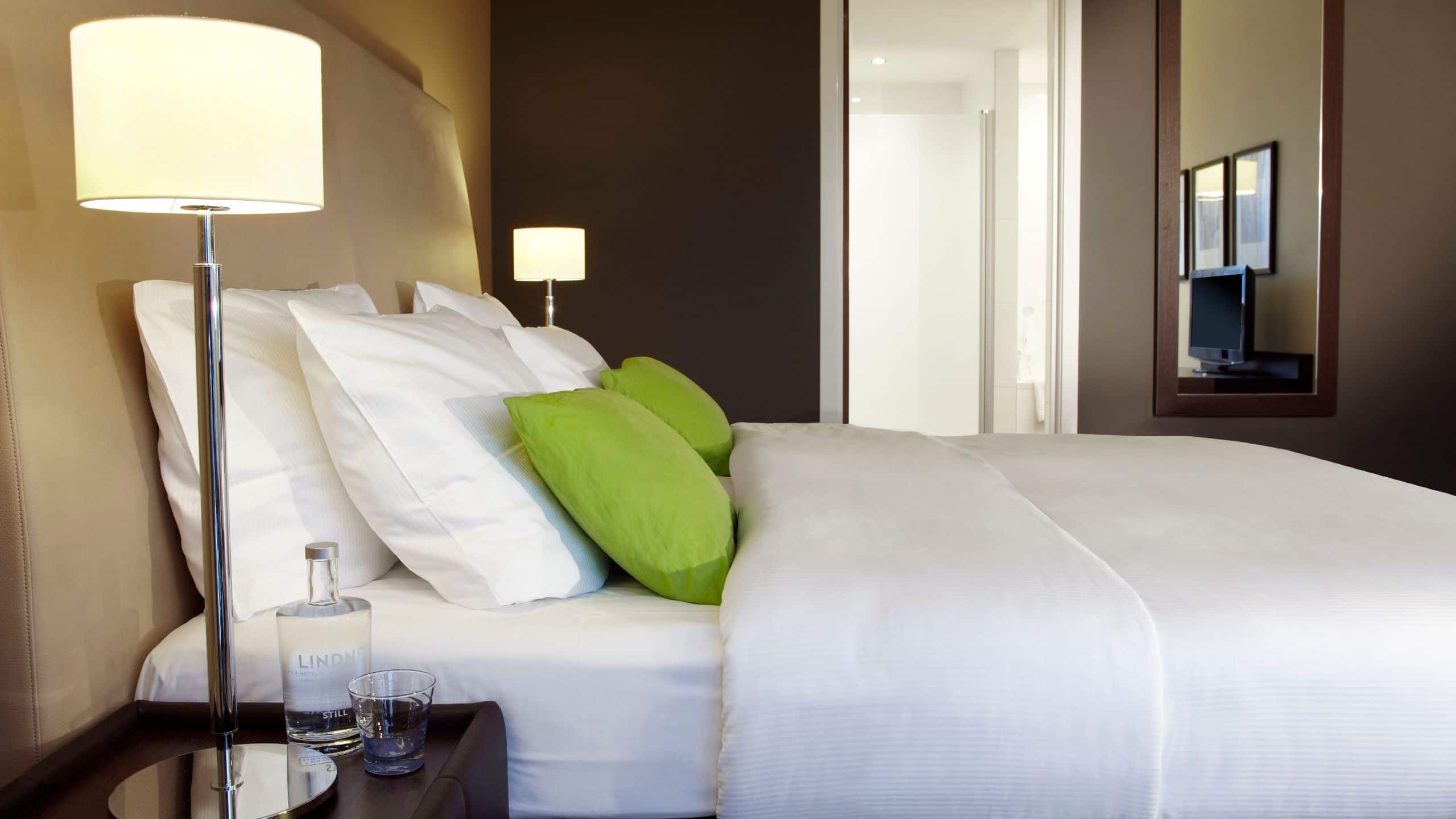 1 Bedroom Suite - Image 4