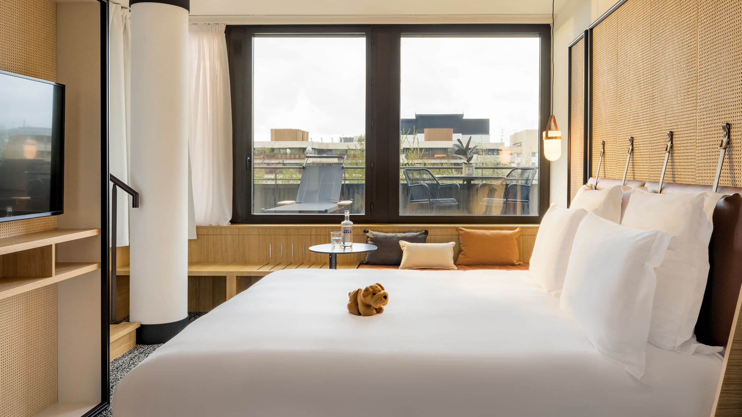 1 King Bed, with Terrace and Sauna, Premium - Image 1