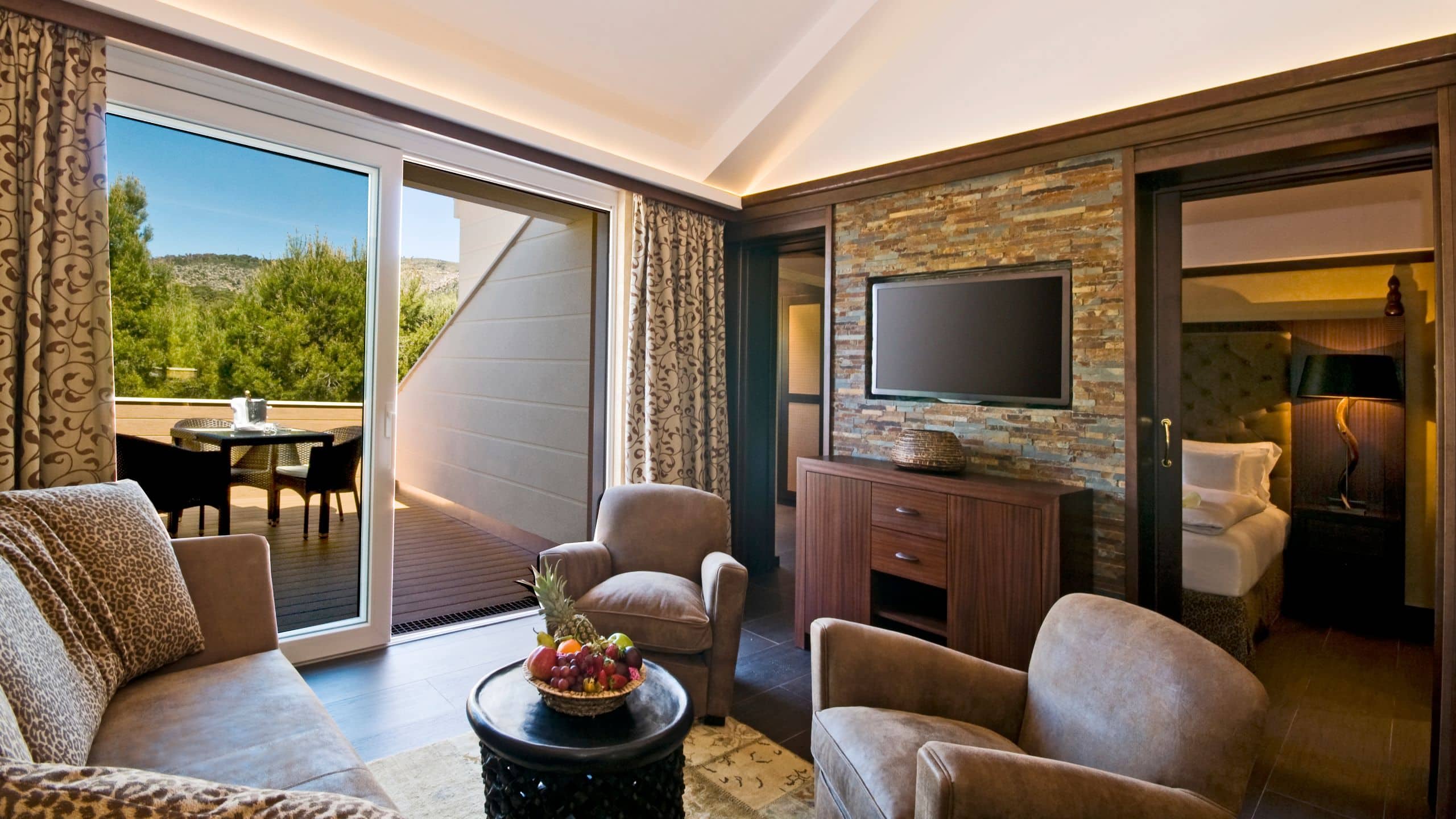 African Suite - Image 1