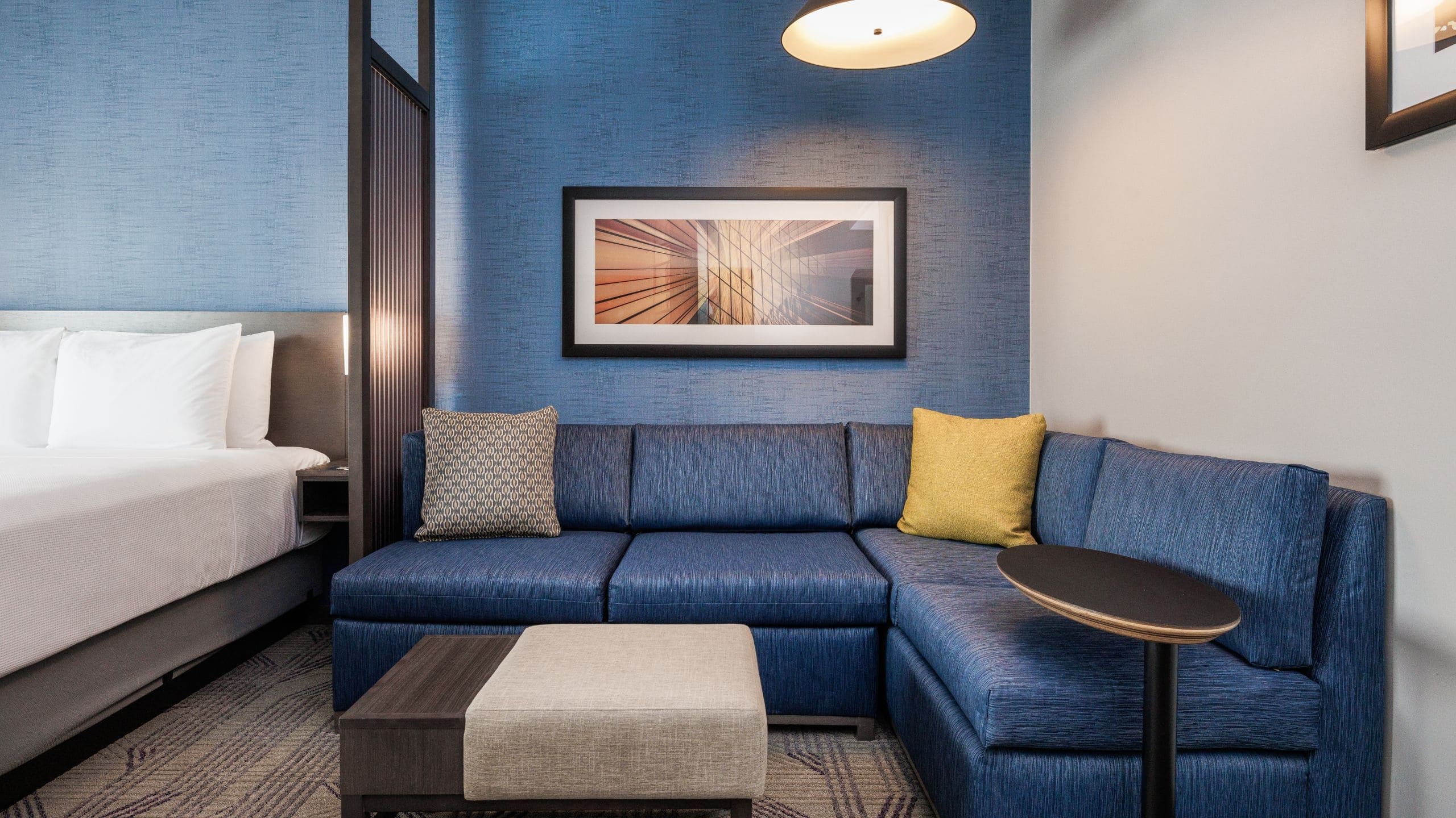 King Bed (plus sofa bed) - Image 4