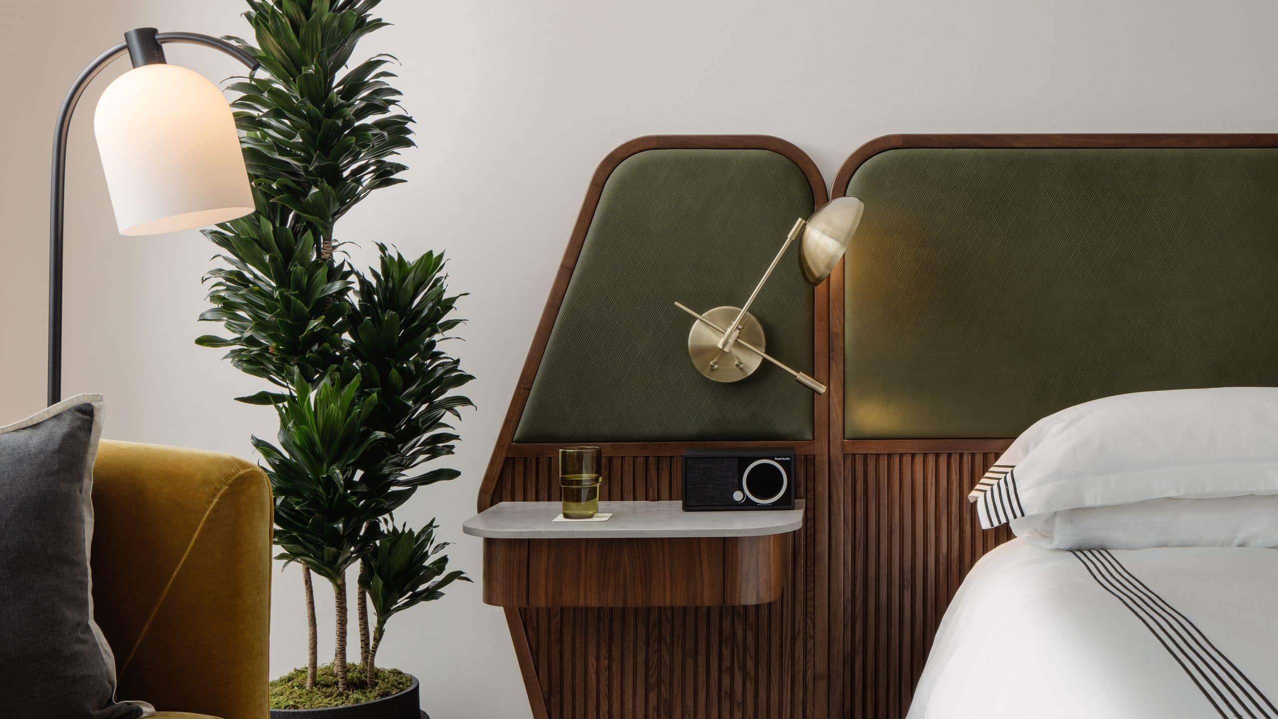 1 King Bed - Image 2