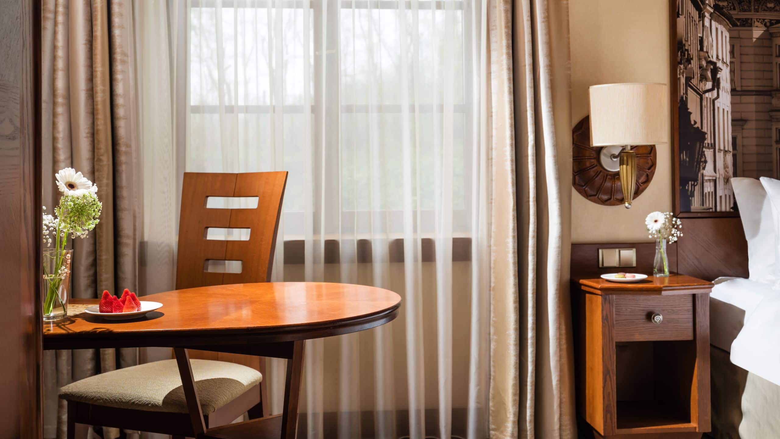 1 Bedroom Suite - Image 5