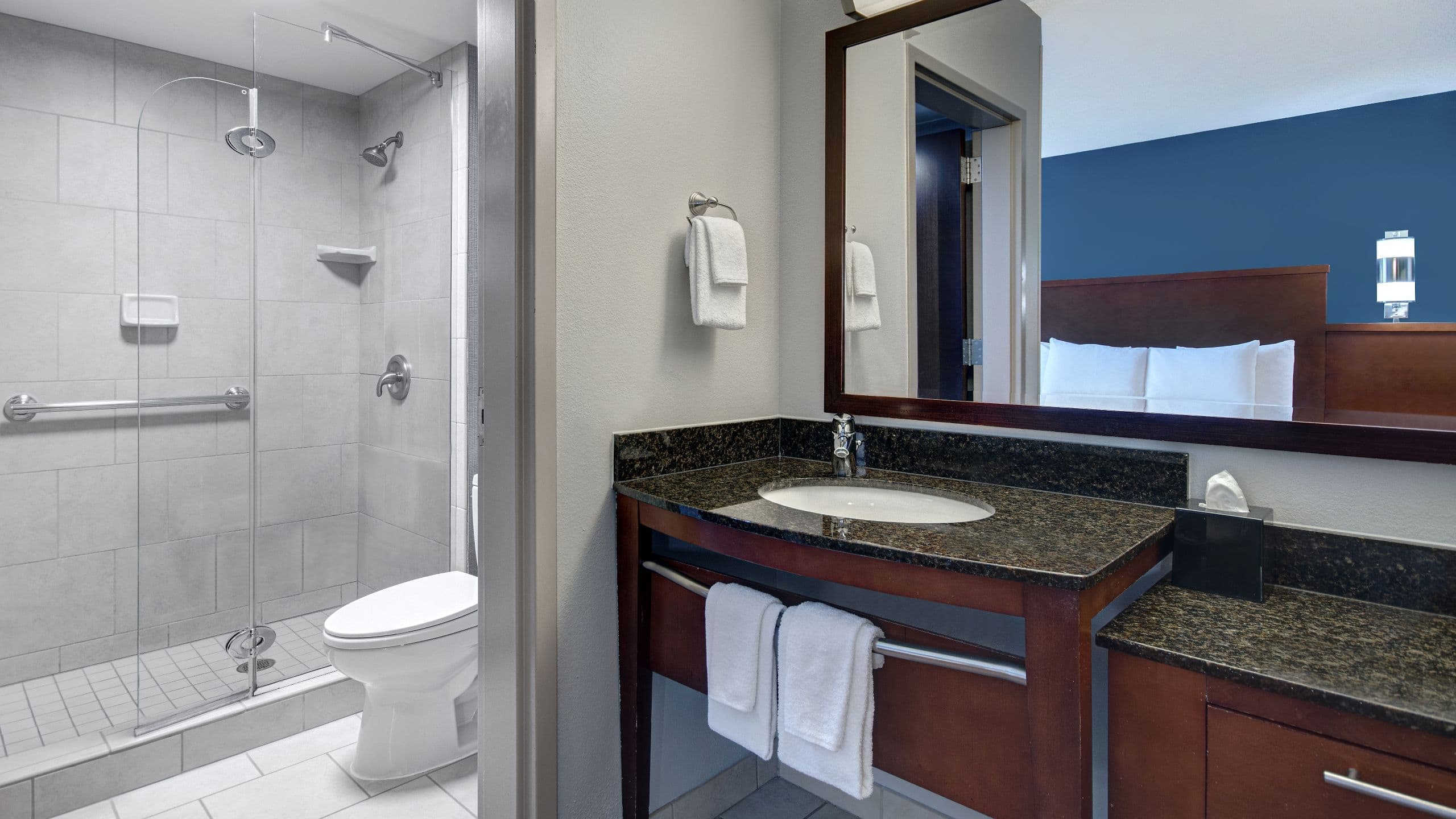 King Bed (with sofa bed) - Image 2