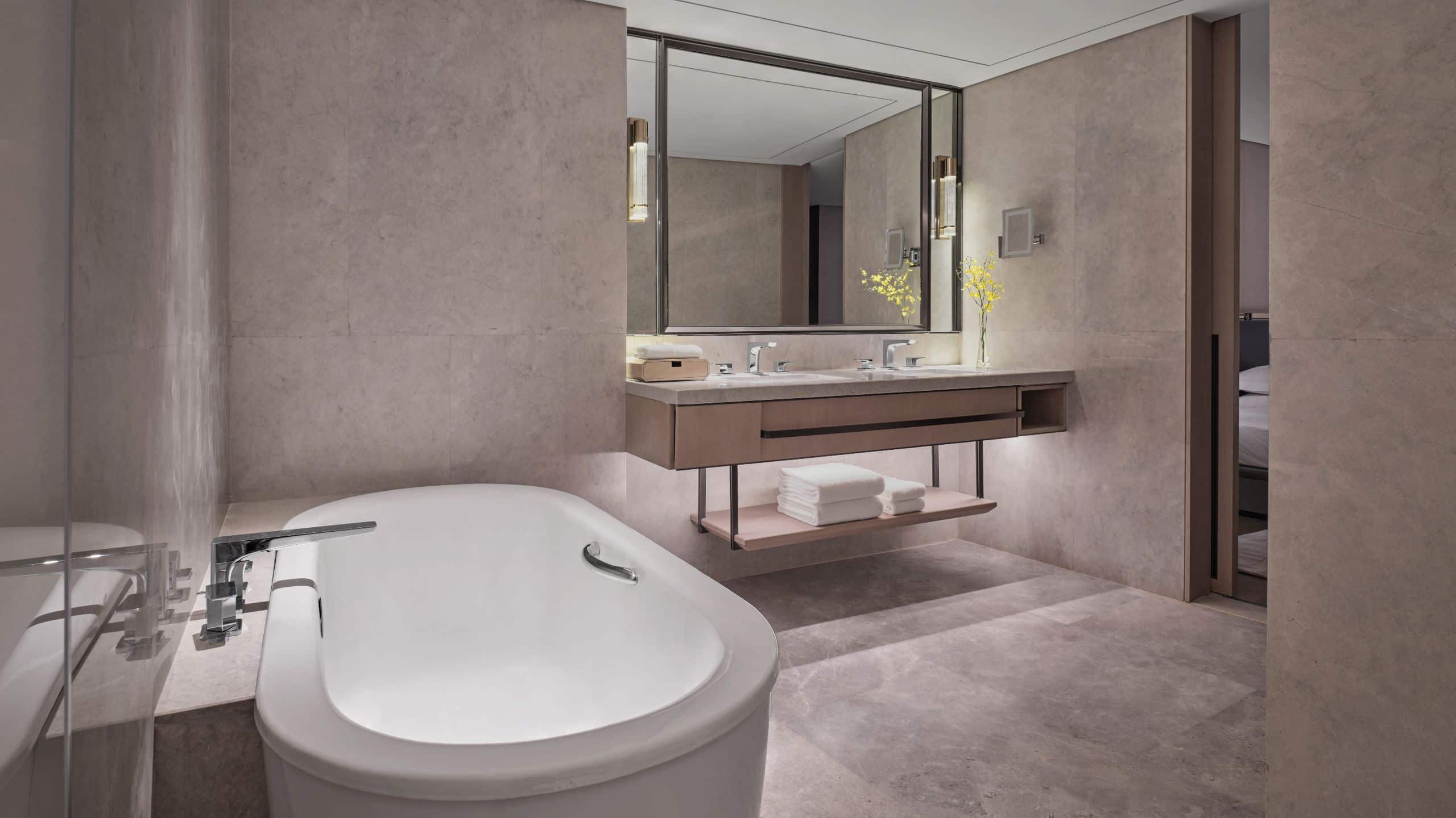 Grand Hyatt Beijing - Image 4