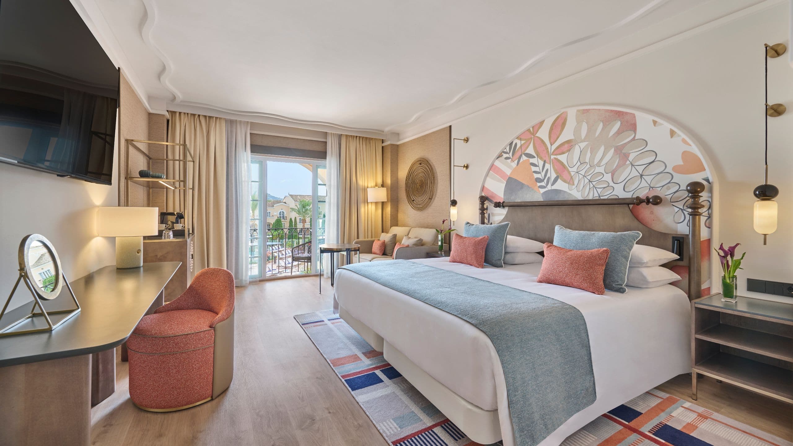 1 King Bed - Image 3