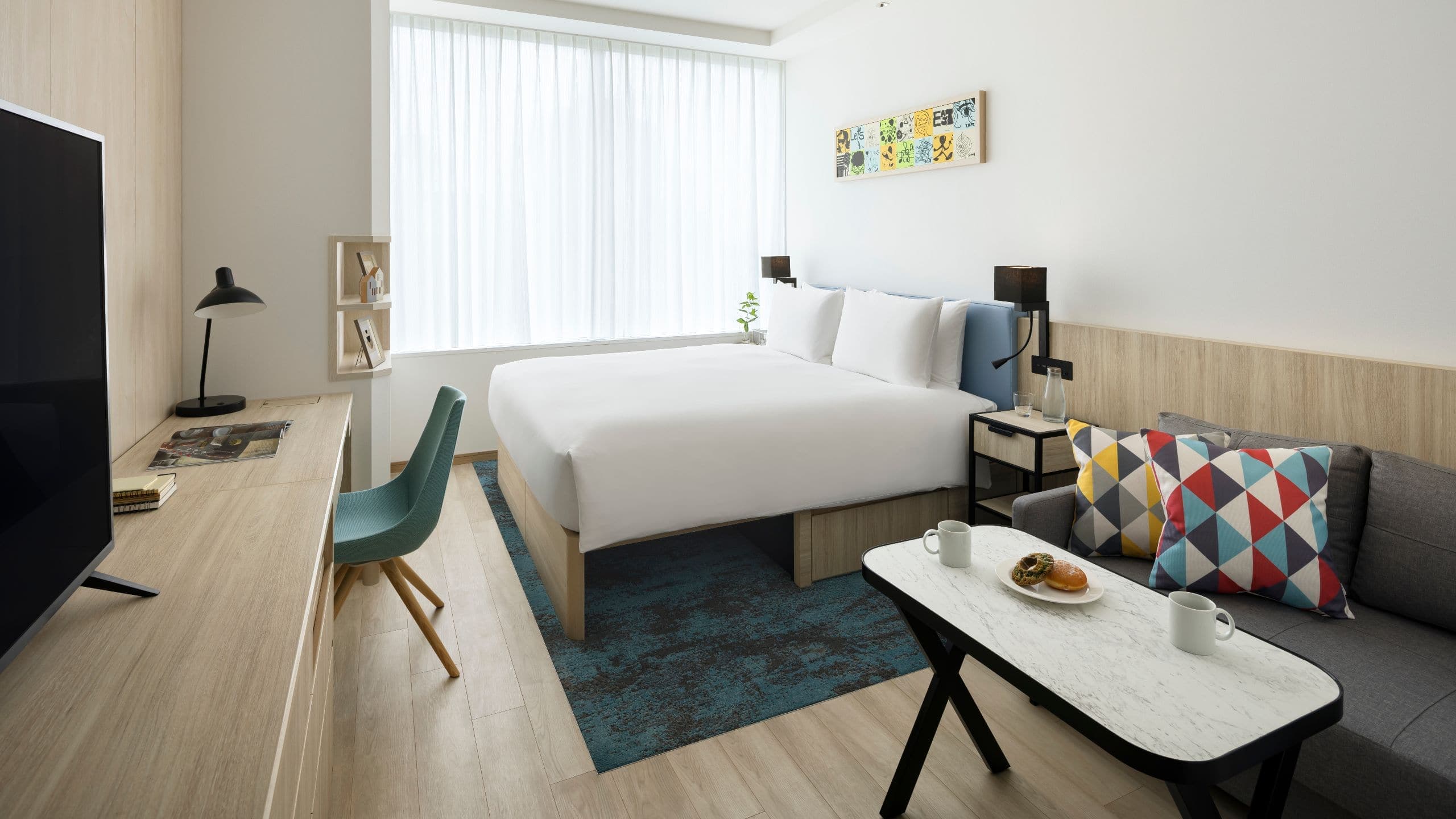 1 King Bed - Image 1