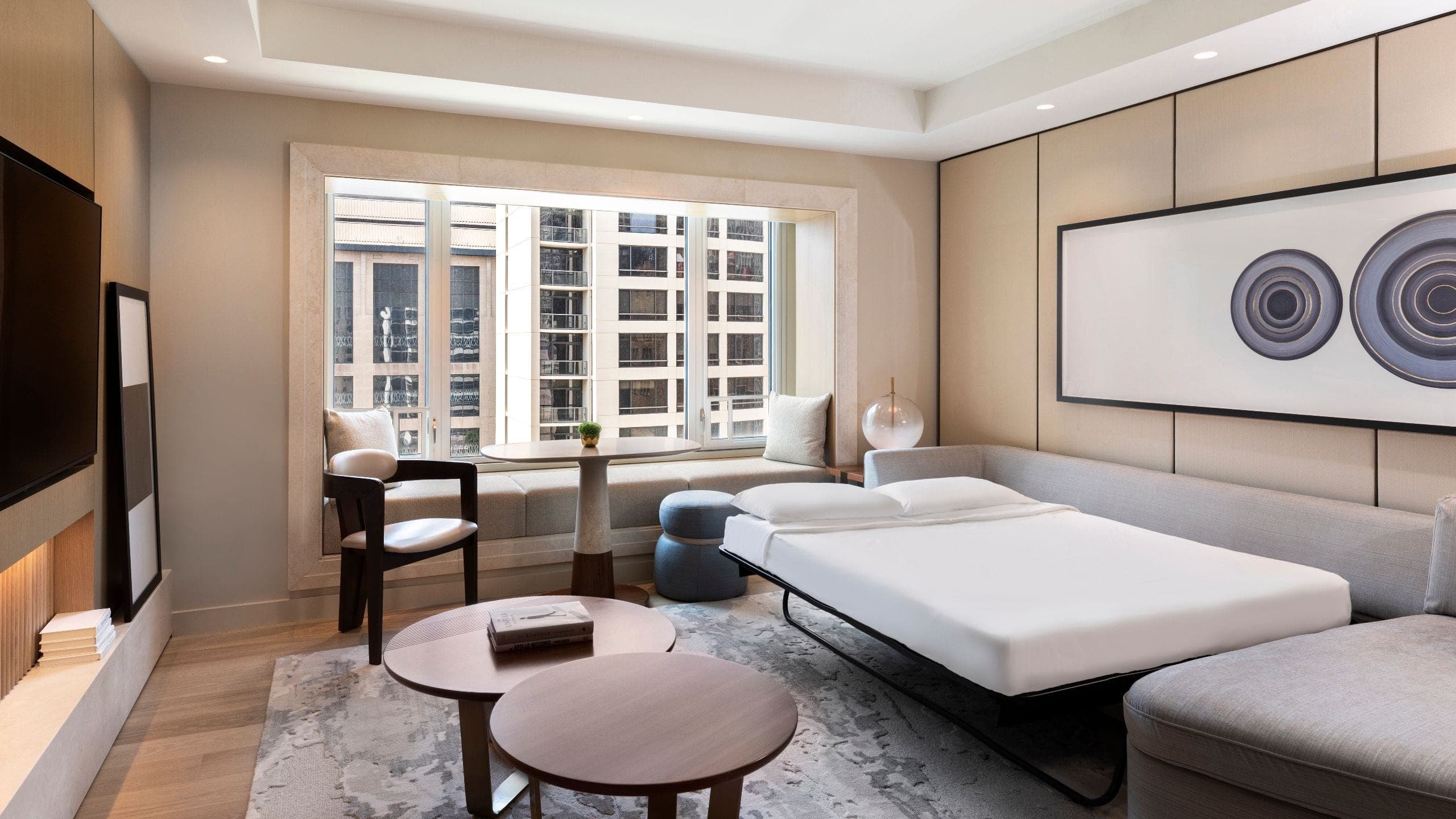 Chicago Avenue Suite - Image 2