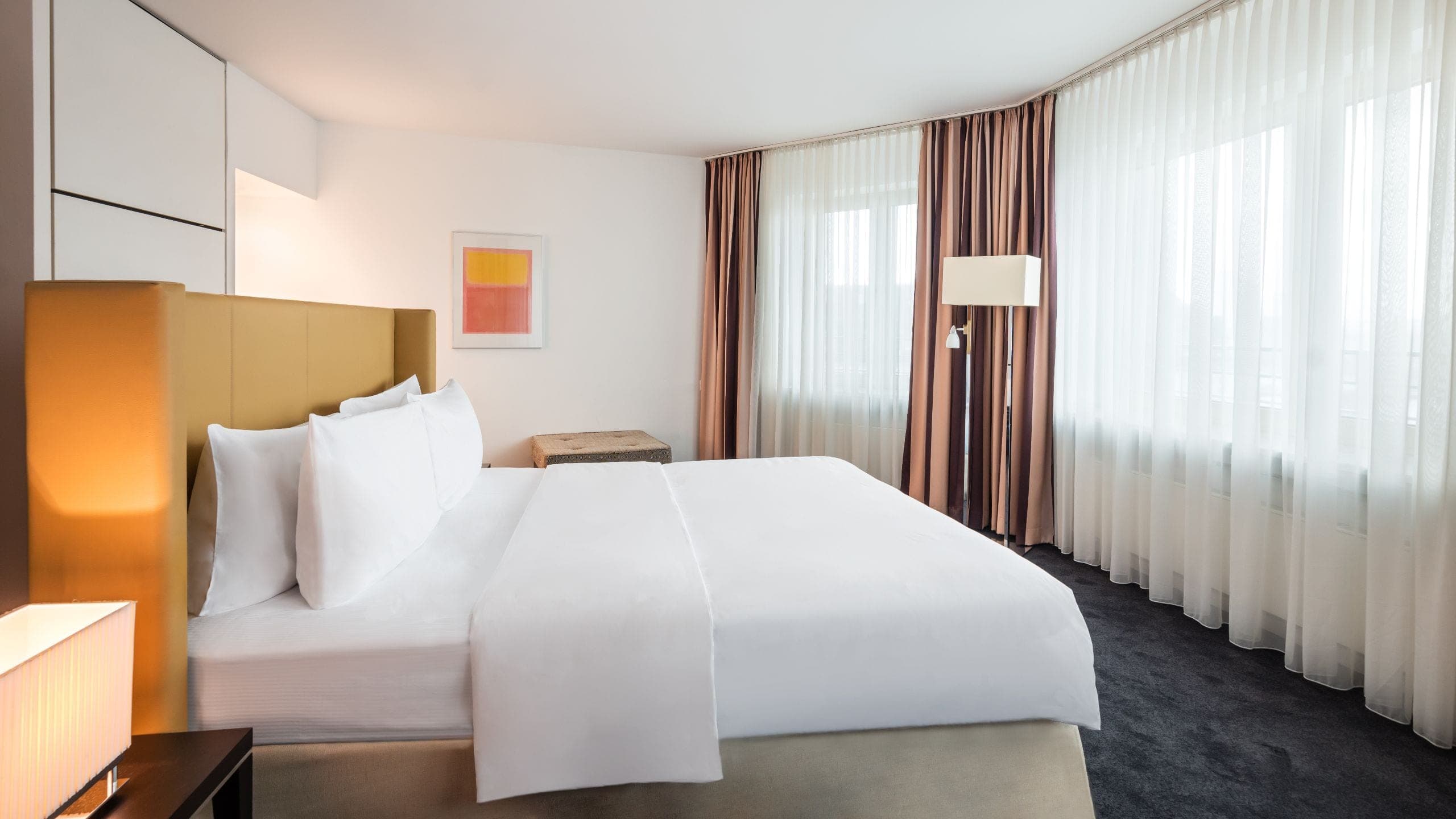 1 Bedroom Suite - Image 1