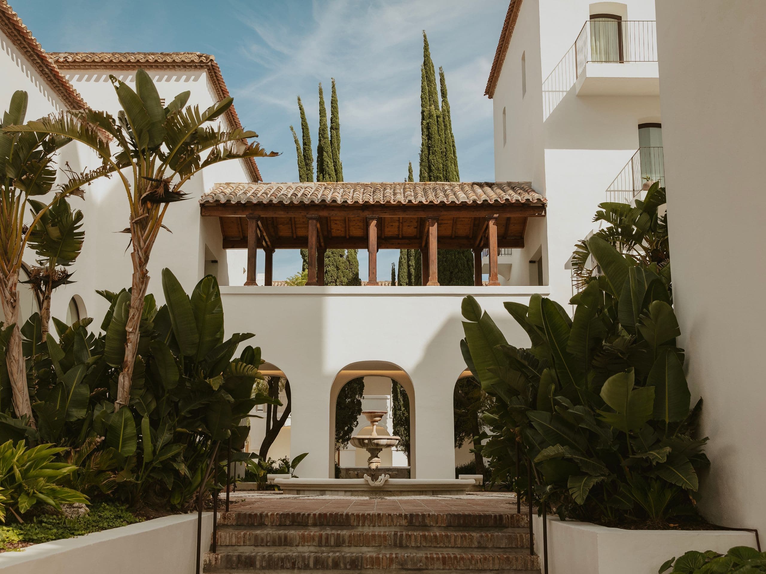 La Zambra Resort - Image 1