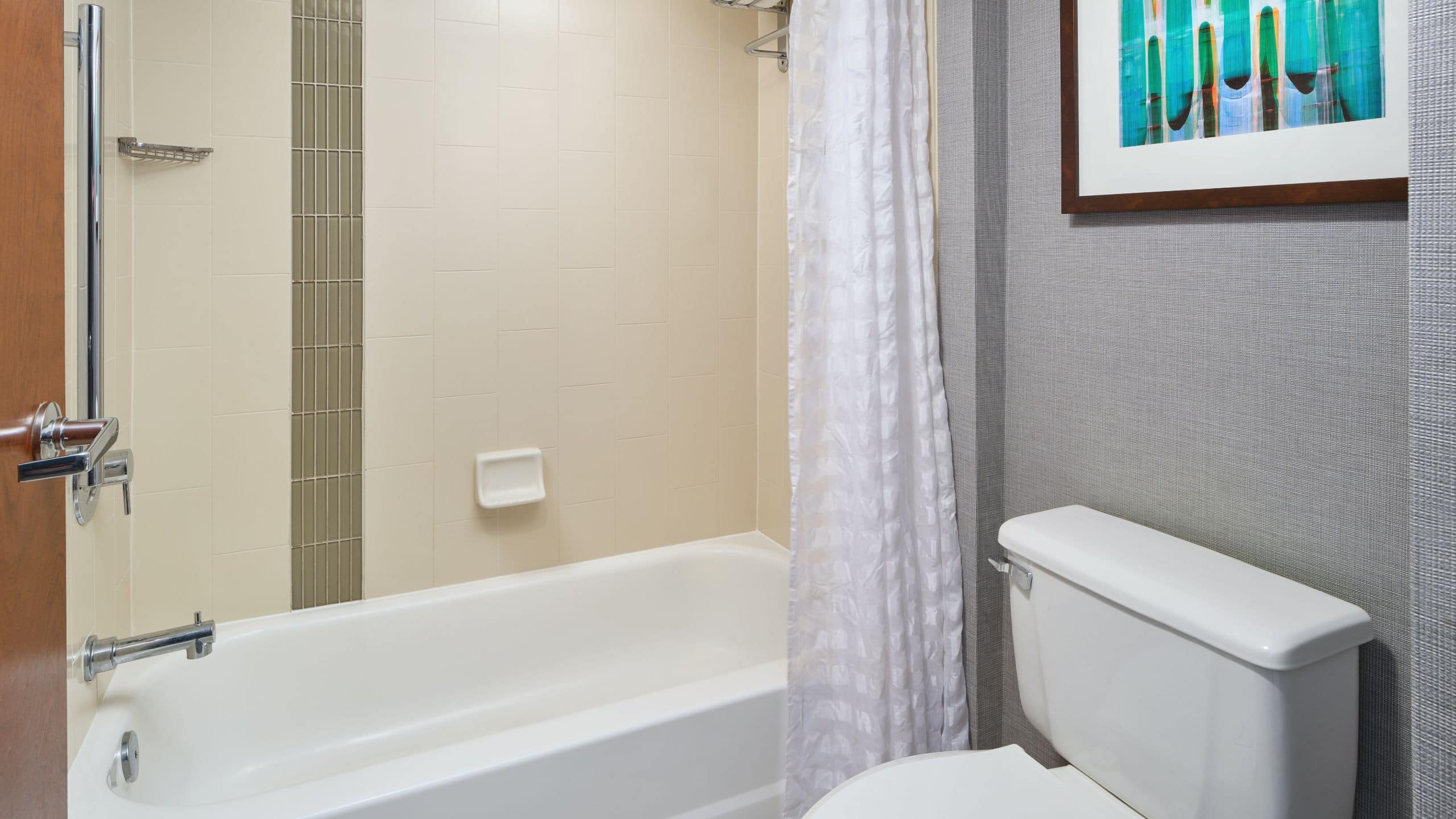 Two Double Beds (With Sofa Bed) - Image 4