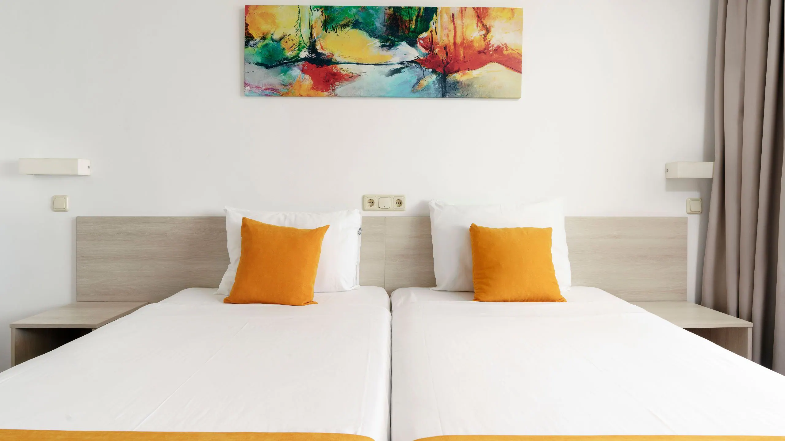 AluaSun Helios Beach - Image 2