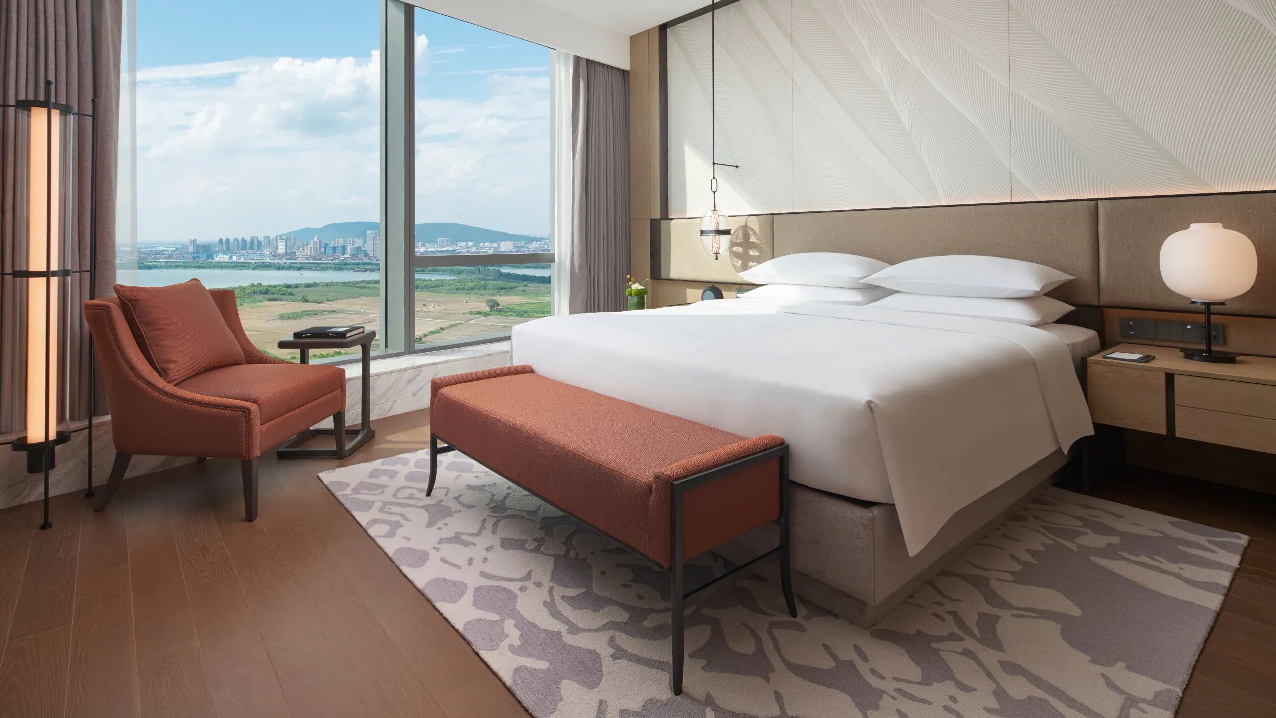 Suite, 1 King Bed, Lake View - Image 2