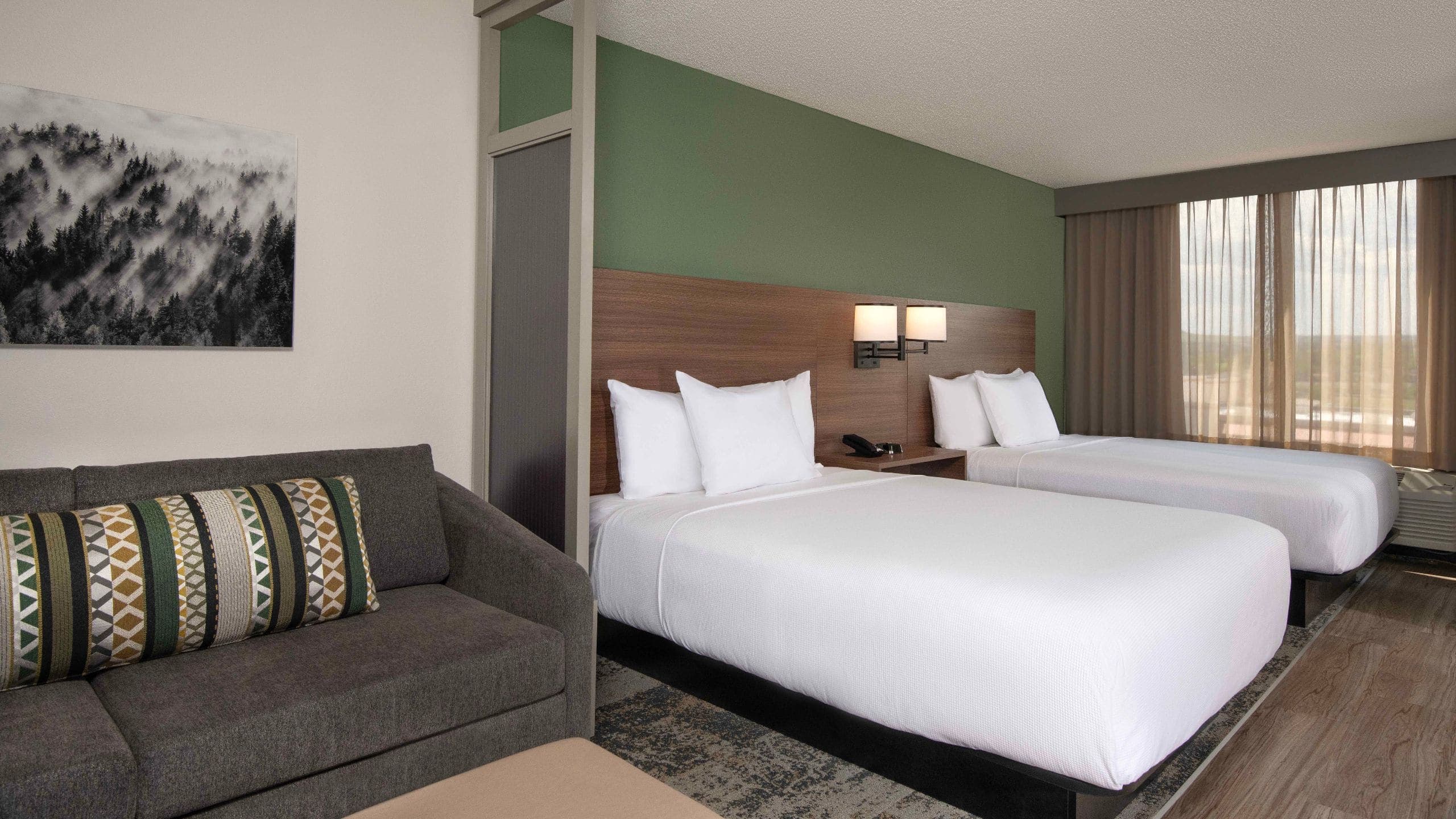 Two Queen Beds (with sofa bed) - Image 2