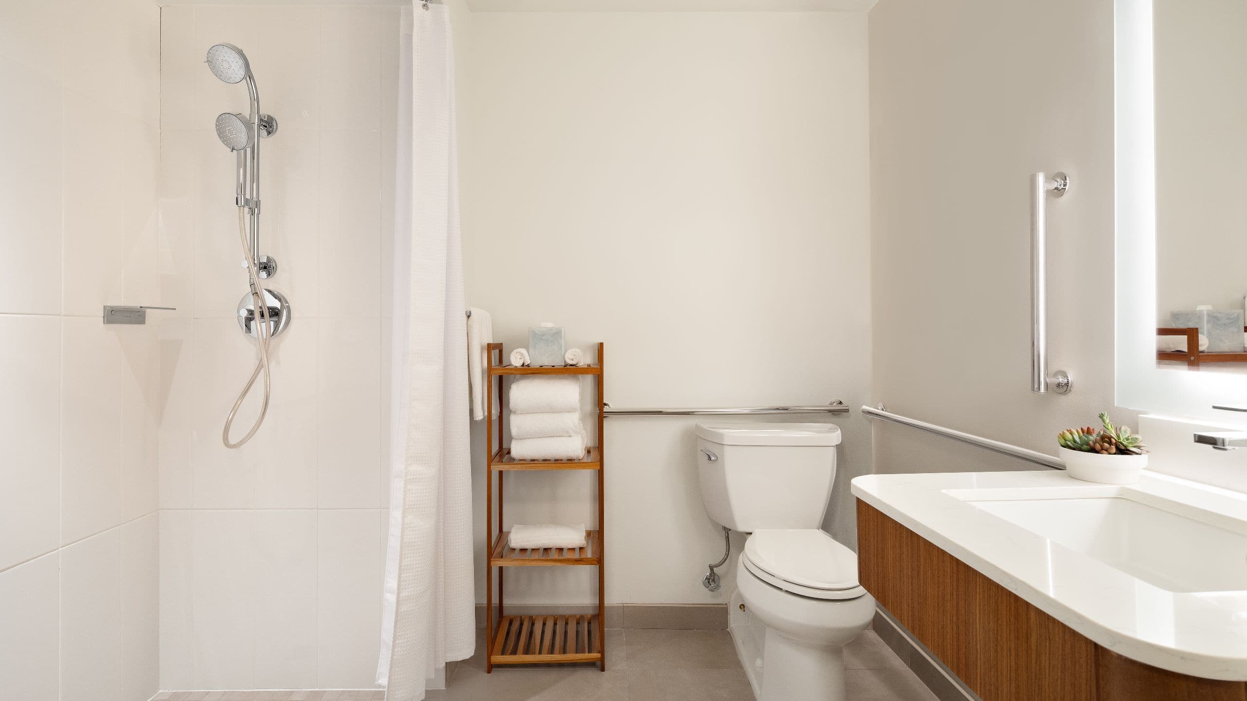 Hyatt Regency New Brunswick - Image 2