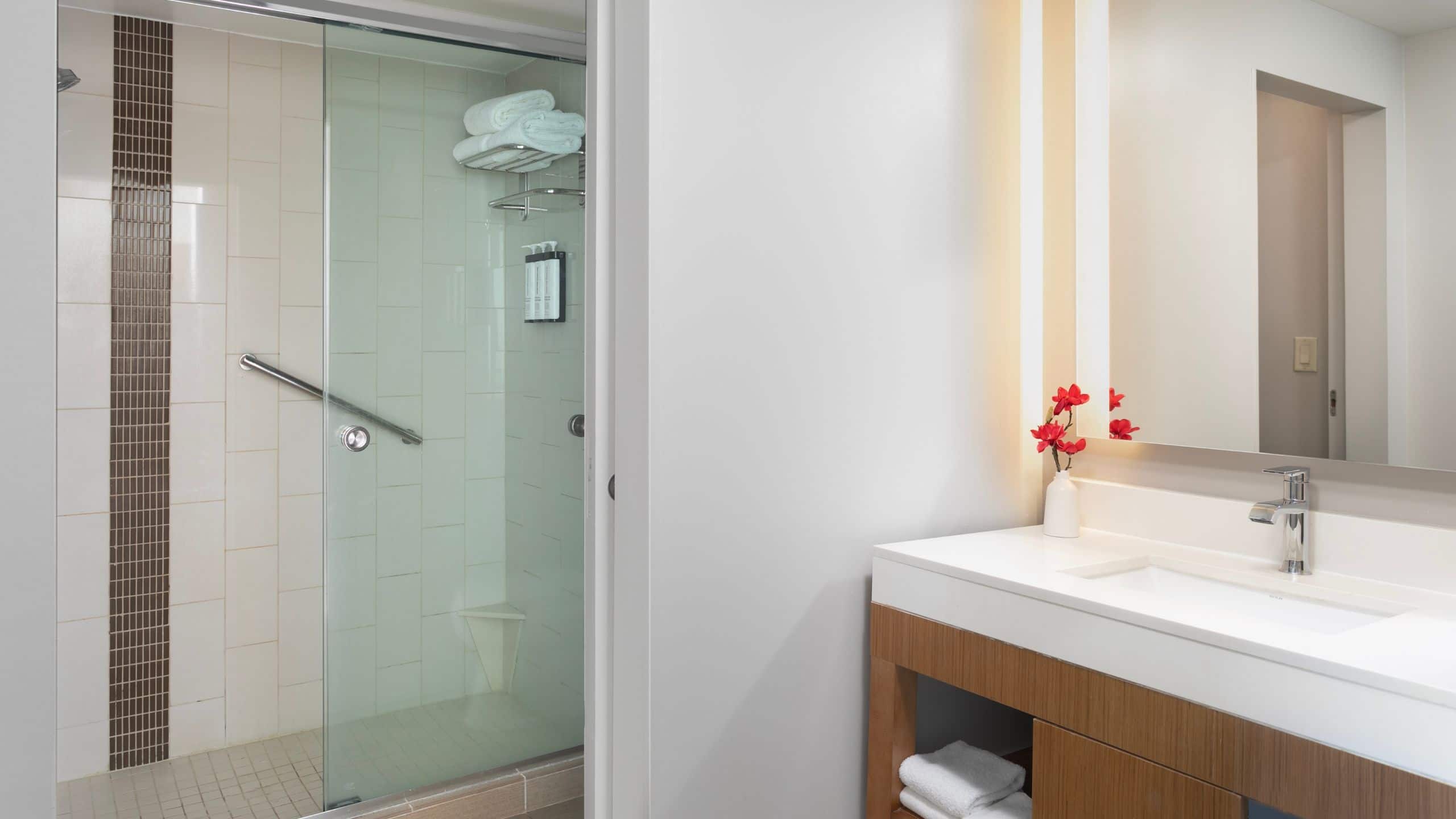 King Bed (With Sofa Bed) - Image 6