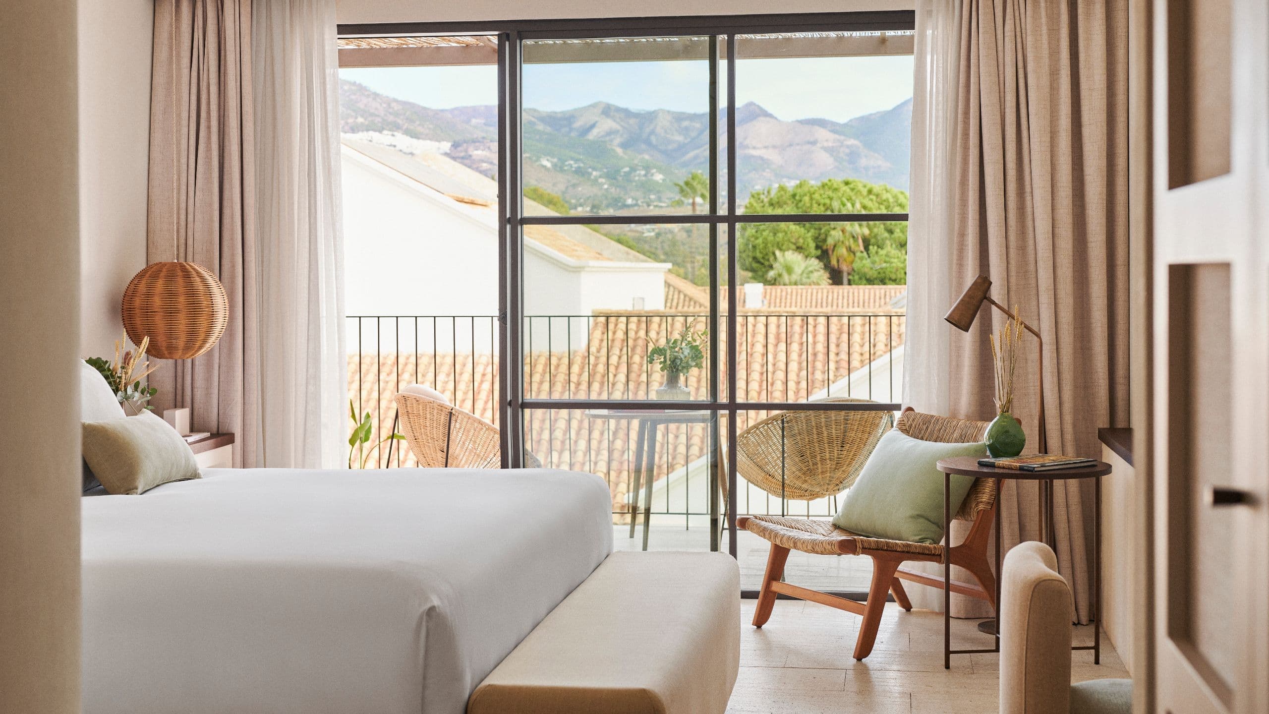 La Zambra Resort - Image 2