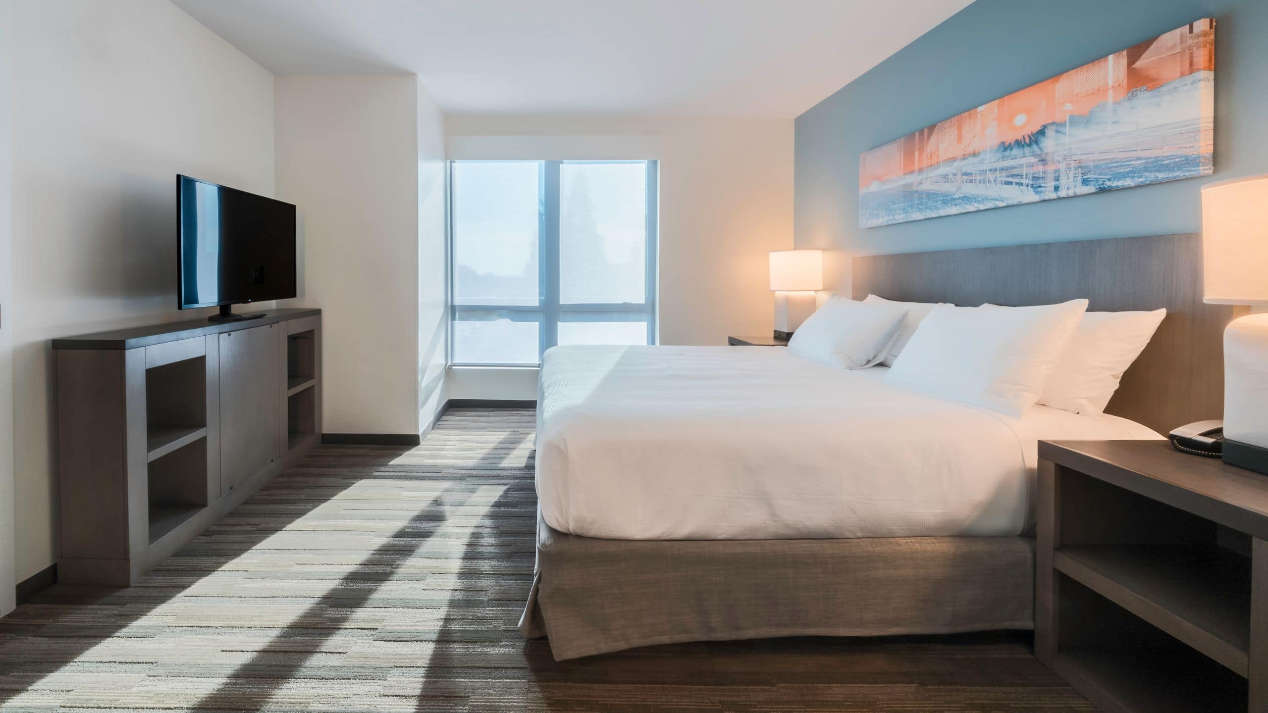 One Bedroom Kitchen Suite | King Bed (Plus Sofa Bed) - Image 1