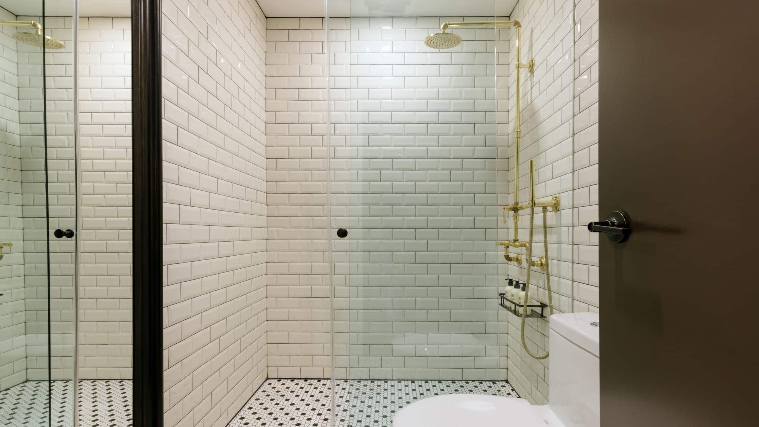 1 King Bed Loft - Image 5