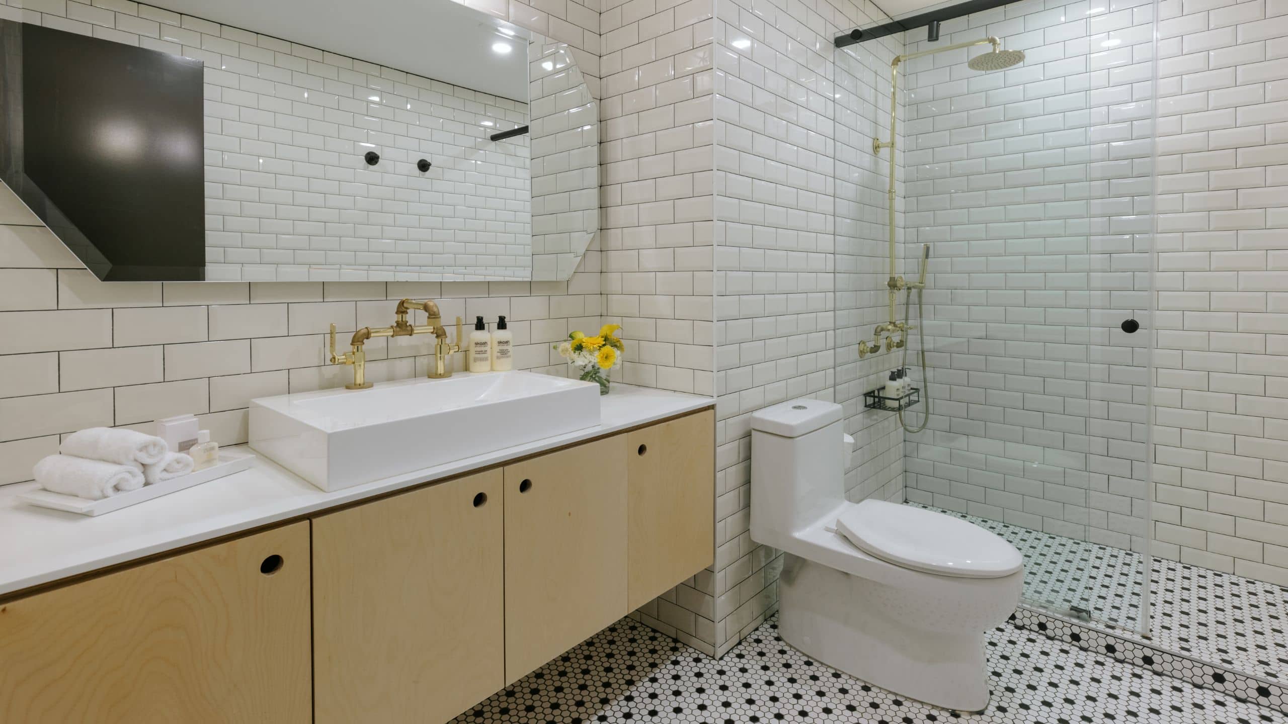 The Master Suite - Image 6