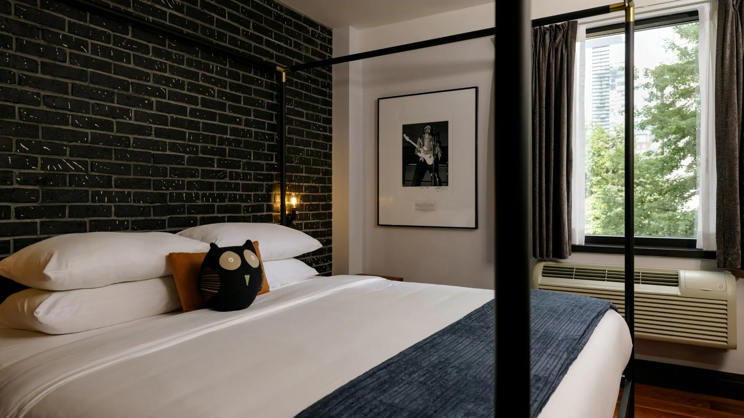 The Residence Suite - Image 2