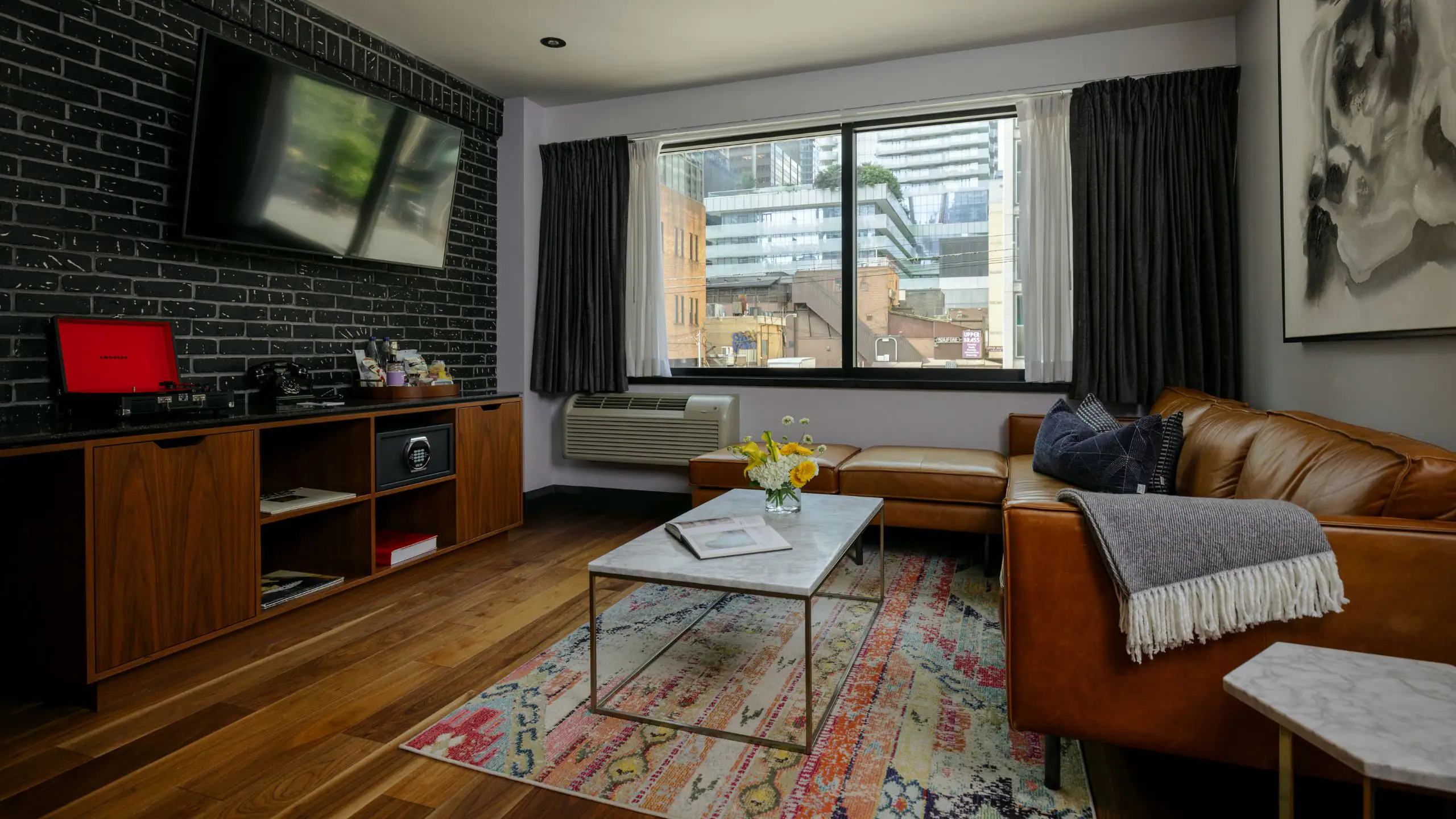 The Residence Suite - Image 3