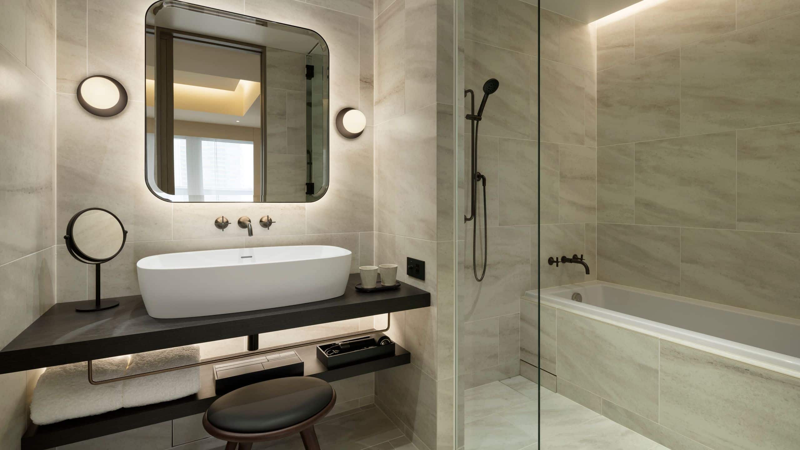 Suite, 1 King Bed - Image 2