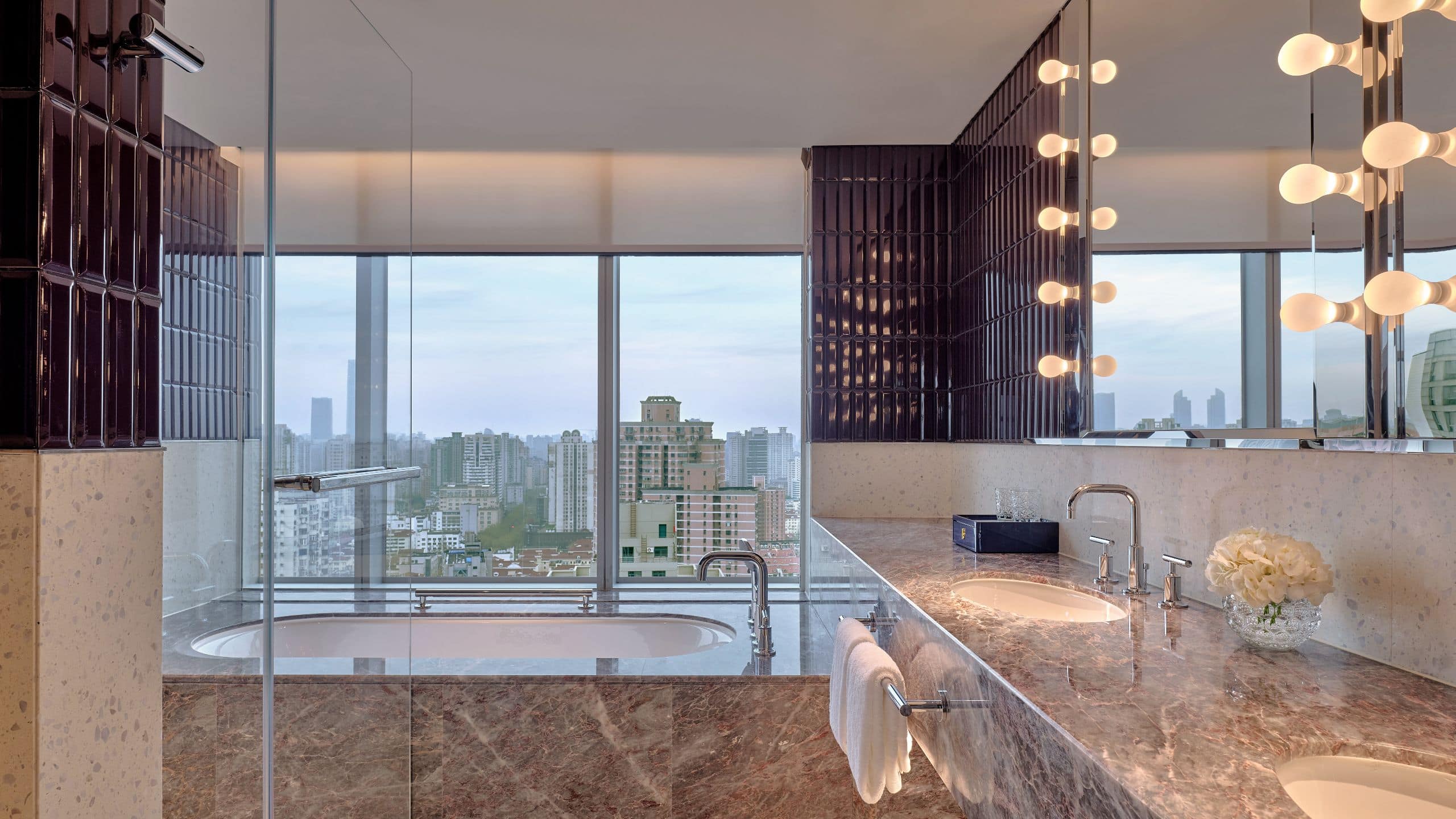 Hyatt Centric Zhongshan Park Shanghai - Image 4