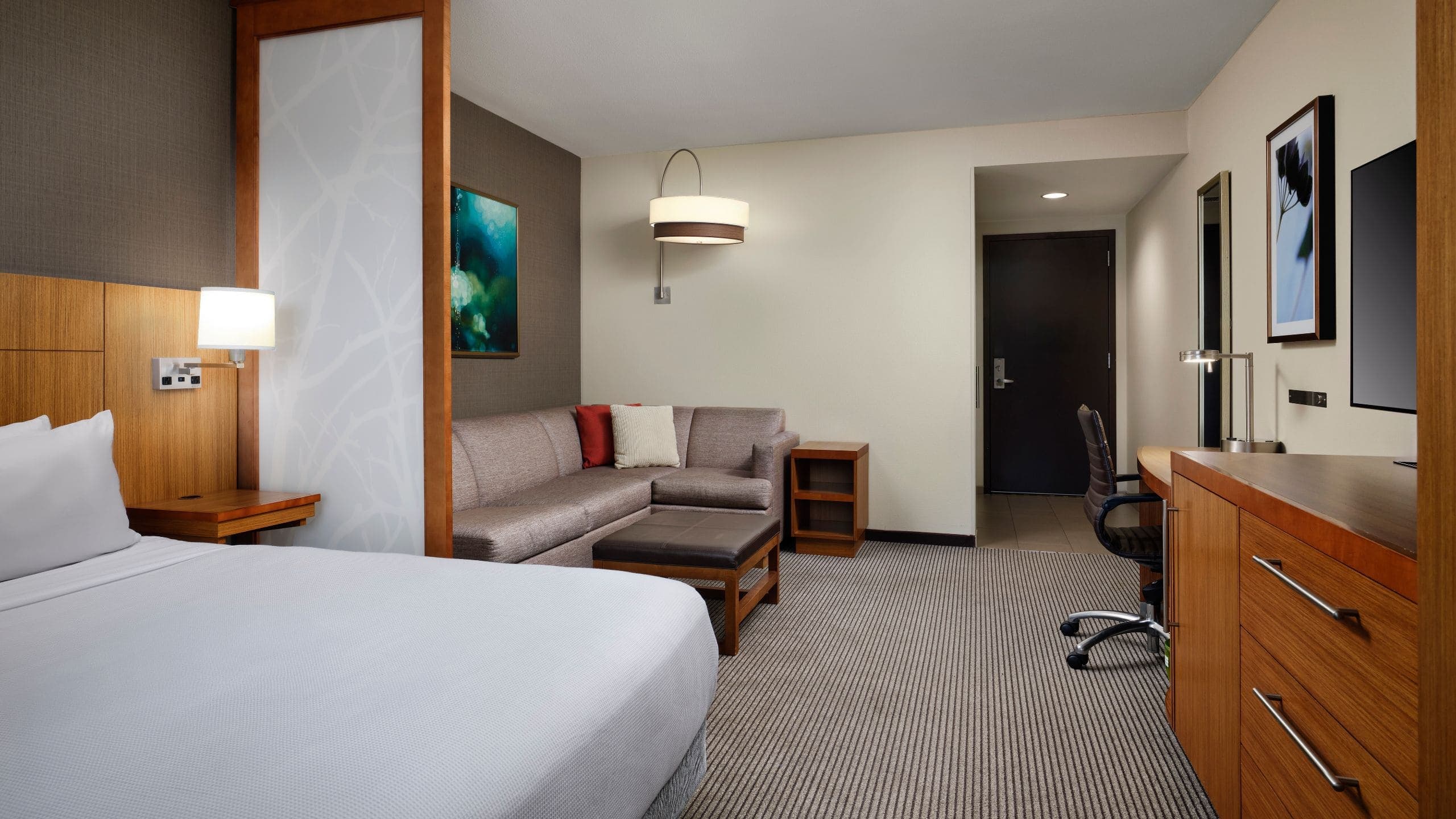 King Bed (with Sofa Bed) - Image 1