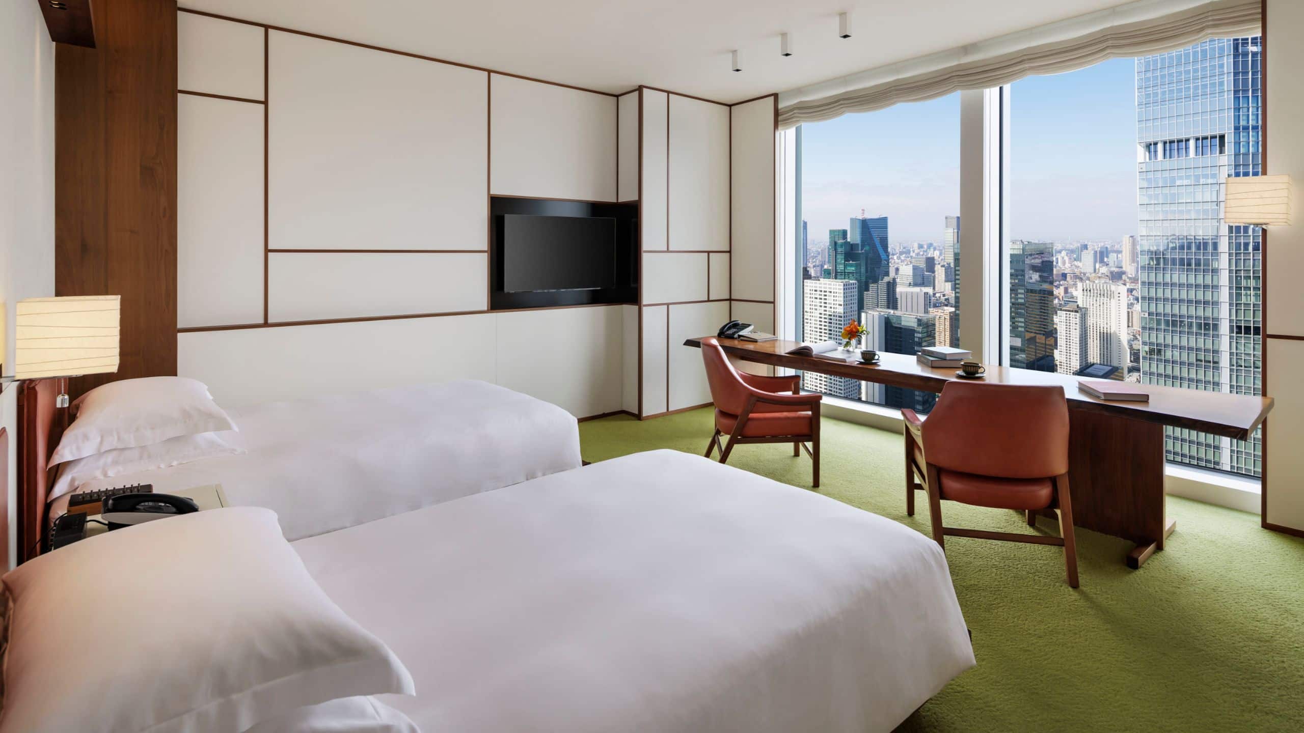 2 Twin Beds - Image 3