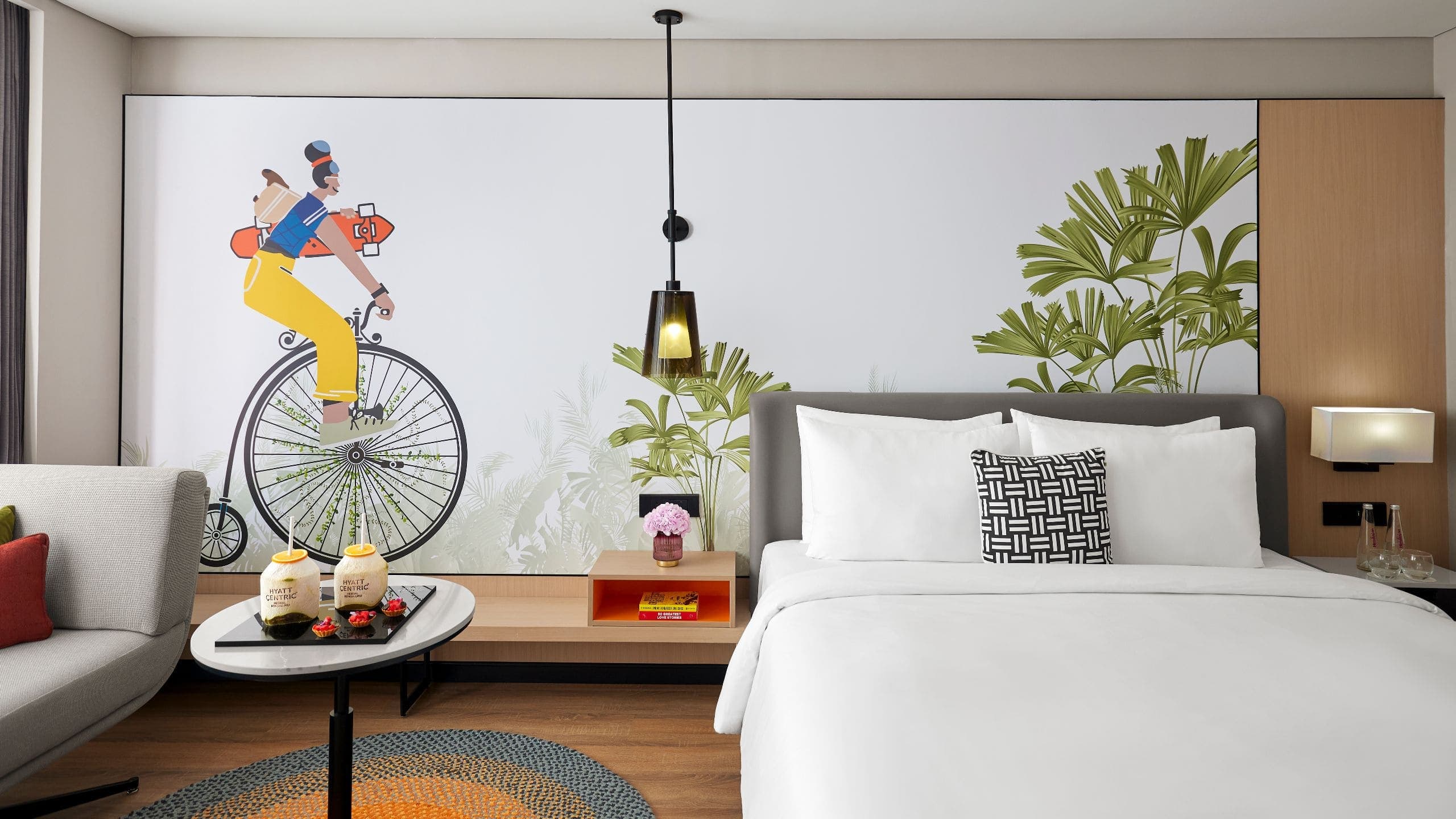 1 King Bed - Image 3