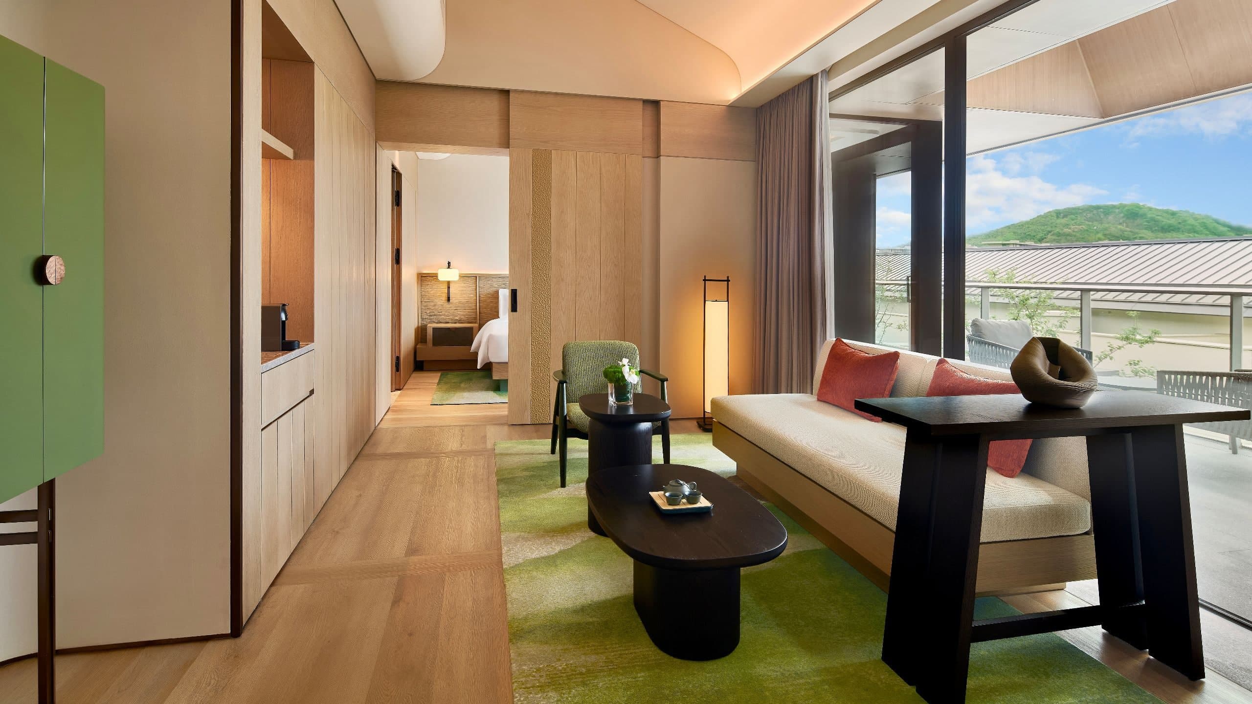 Deluxe Suite Twin With Balcony - Image 1