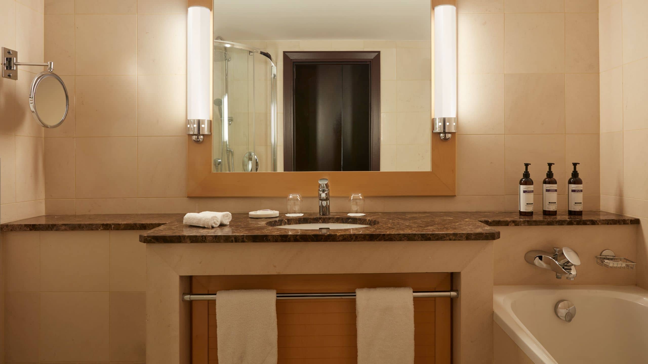 Hyatt Regency Nice Palais de la Méditerranée - Image 4