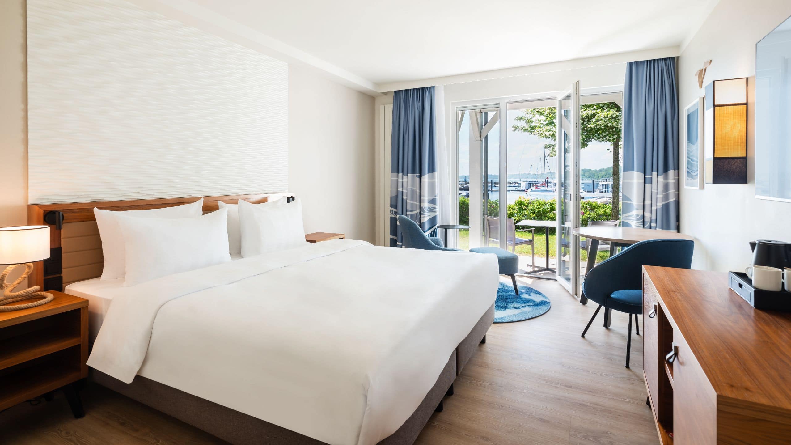 1 King Bed - Image 1