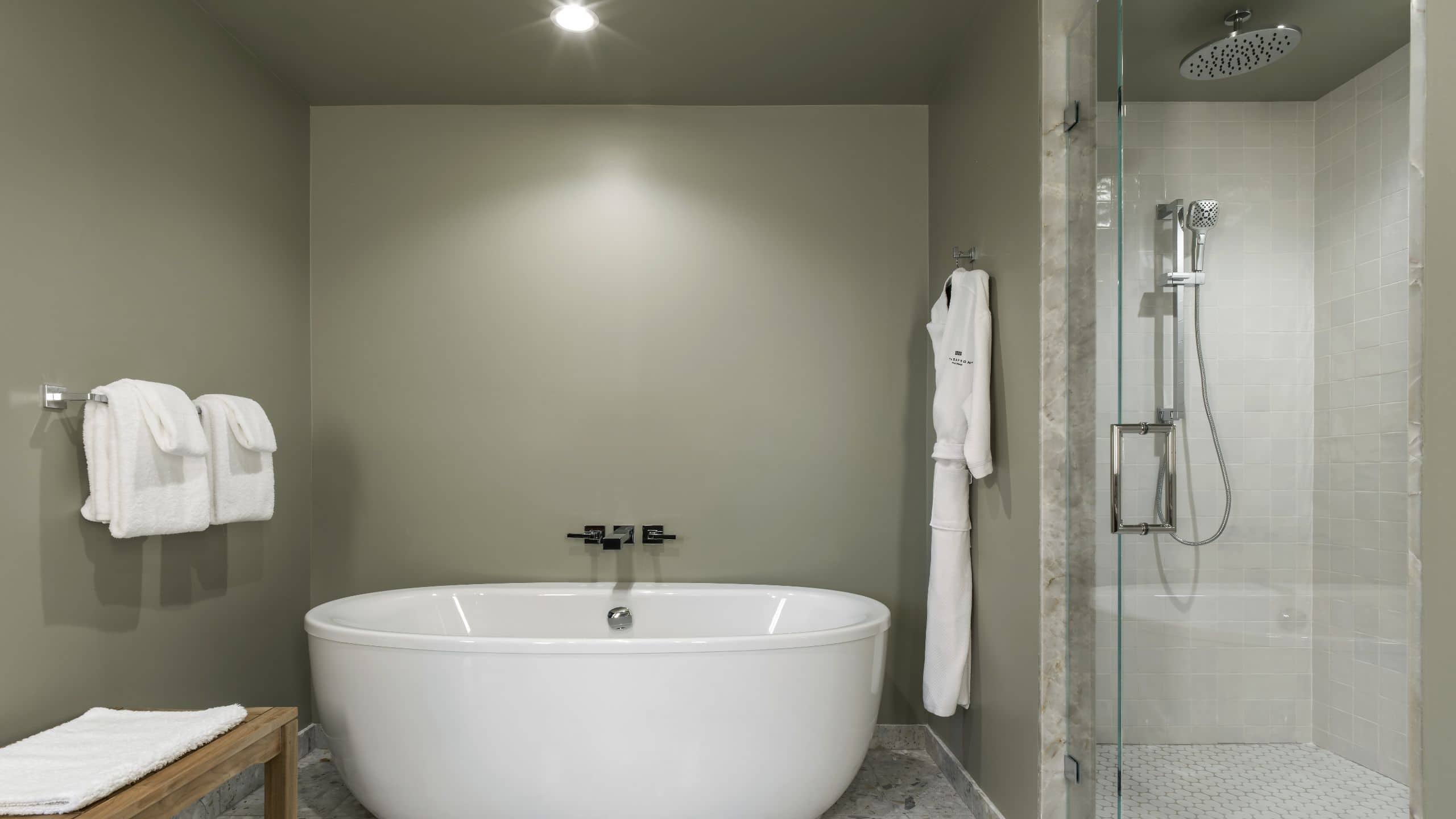 Palm Courtyard Suite - Image 3