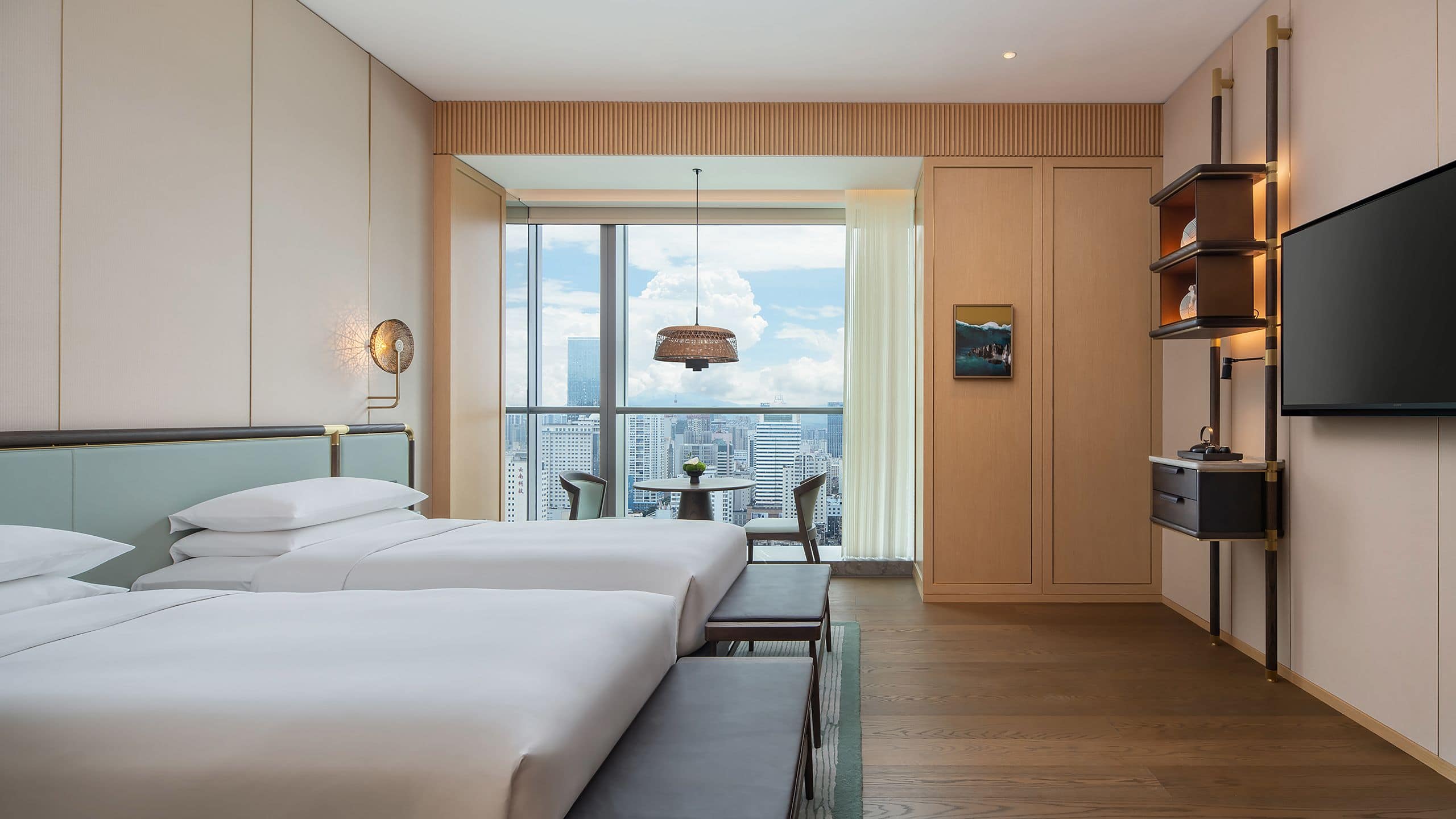 Grand Hyatt Kunming - Image 4