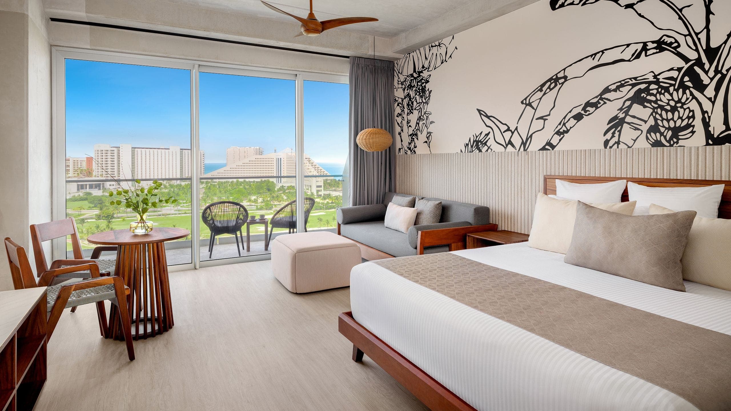 Hyatt Vivid Grand Island - Image 3