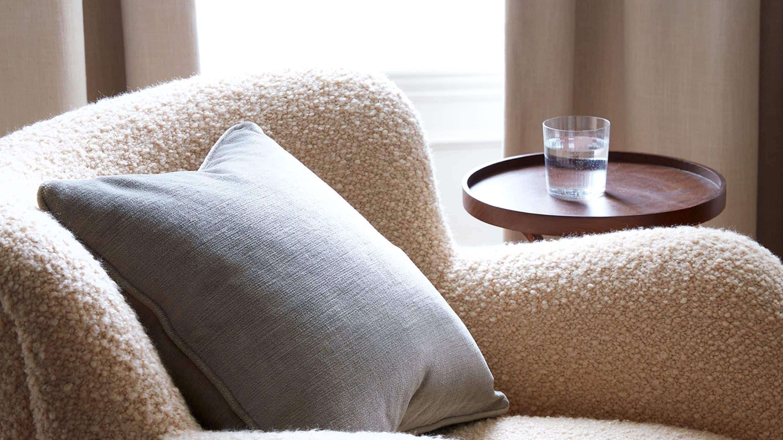 One Bedroom Corner Suite - Image 6