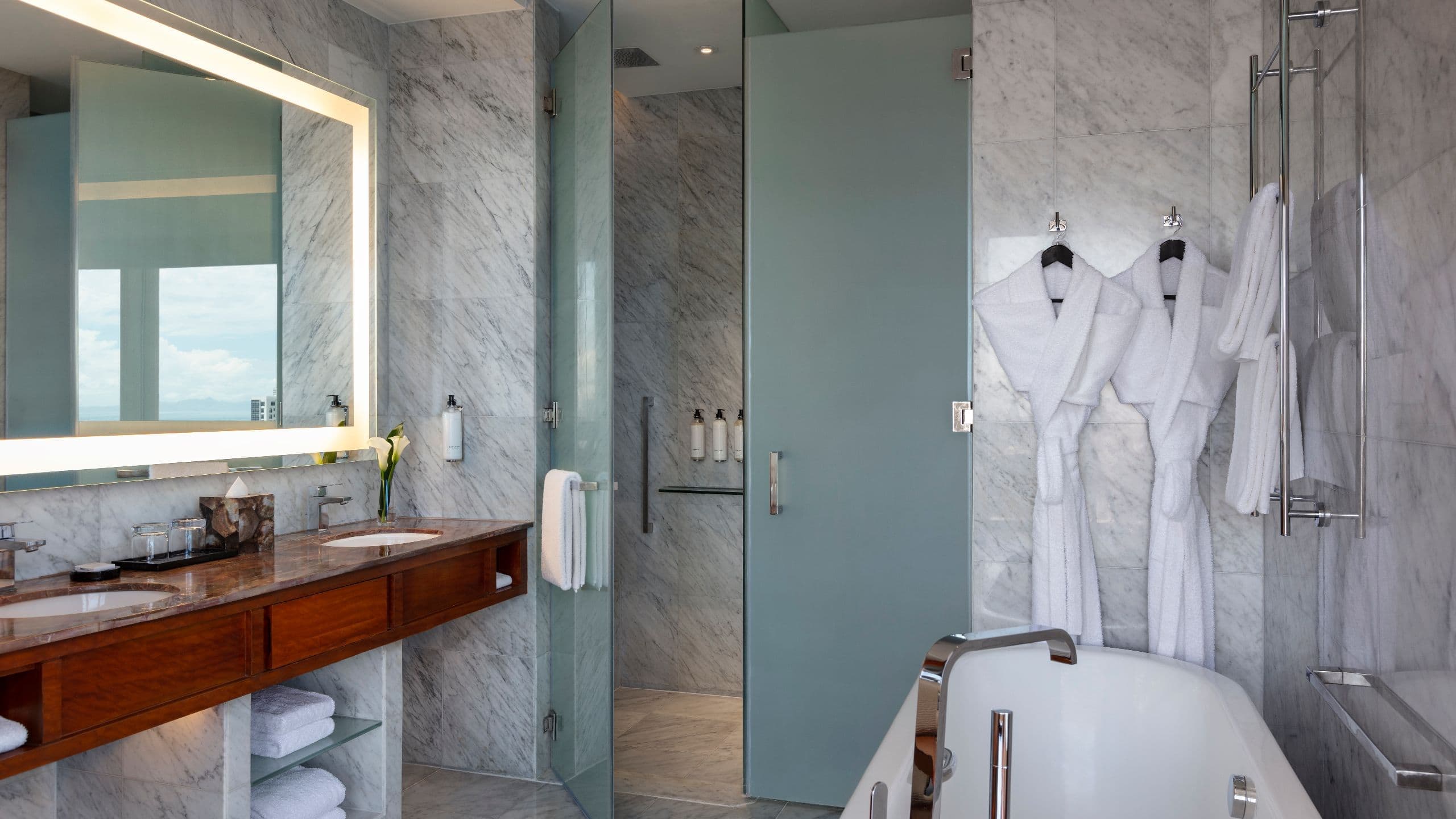 Grand Suite - Image 4