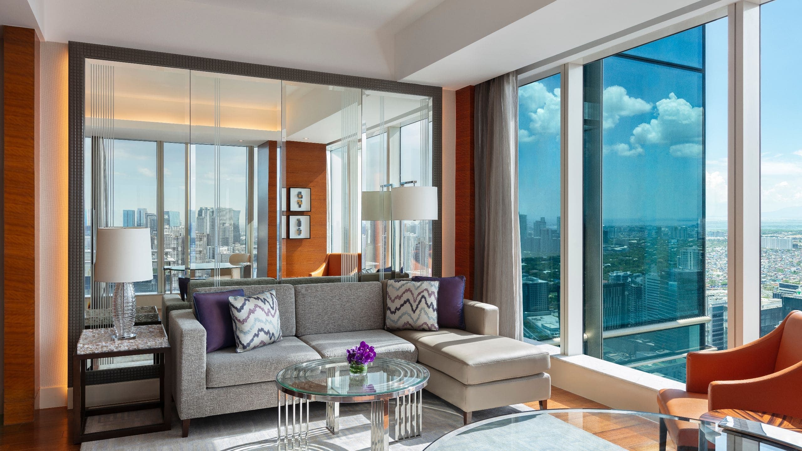 Grand Suite - Image 3