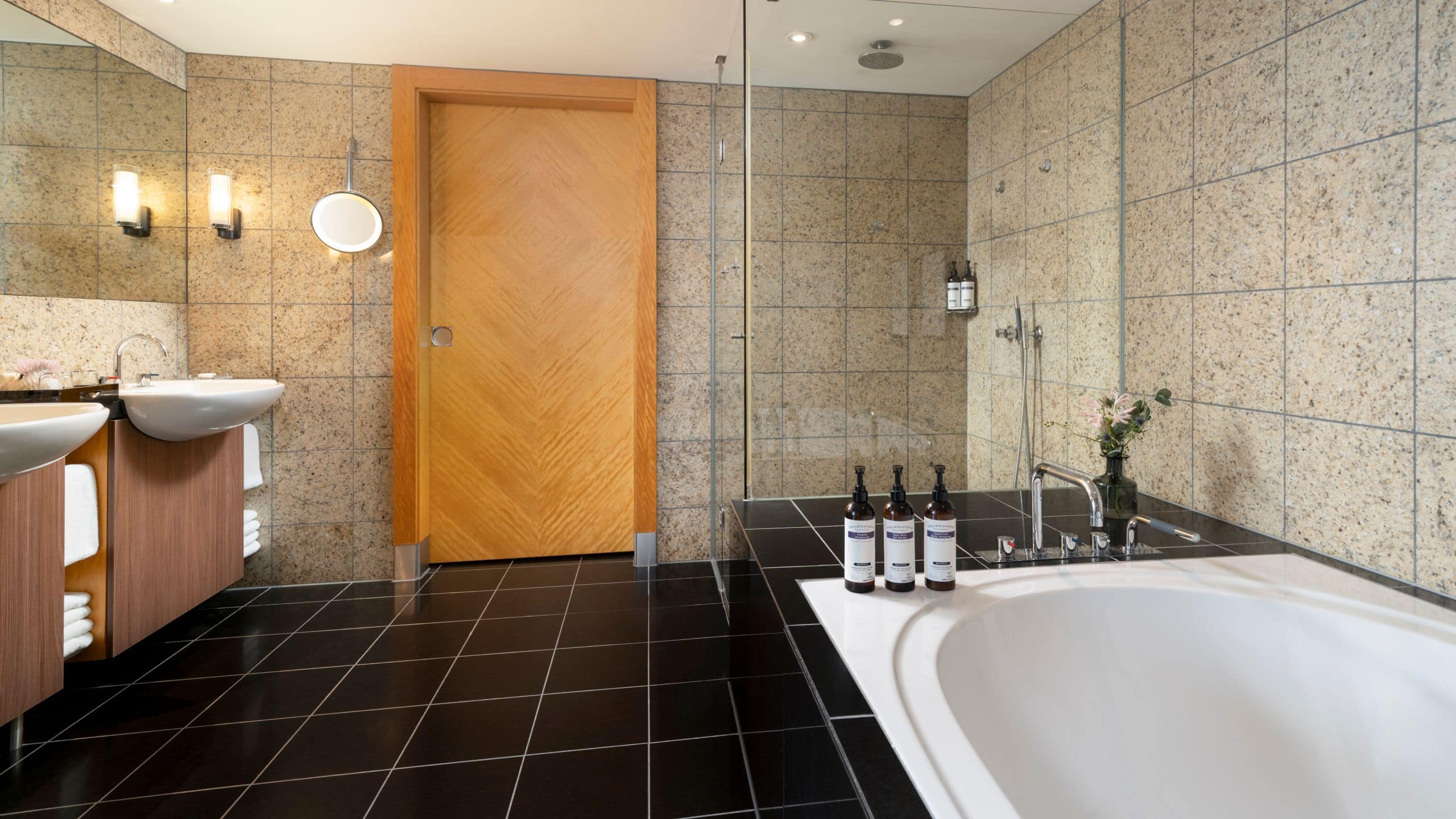 Regency Executive Suite - Image 5