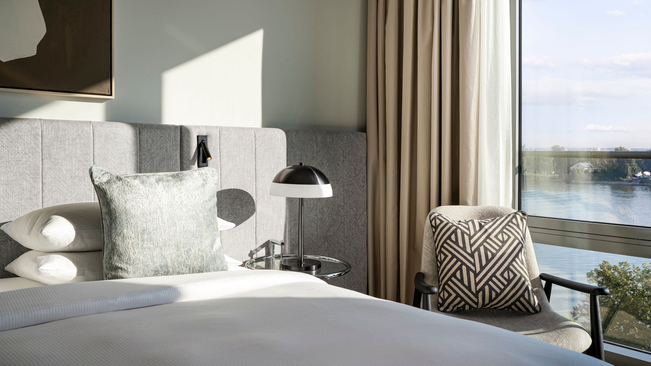 Regency Executive Suite - Image 4