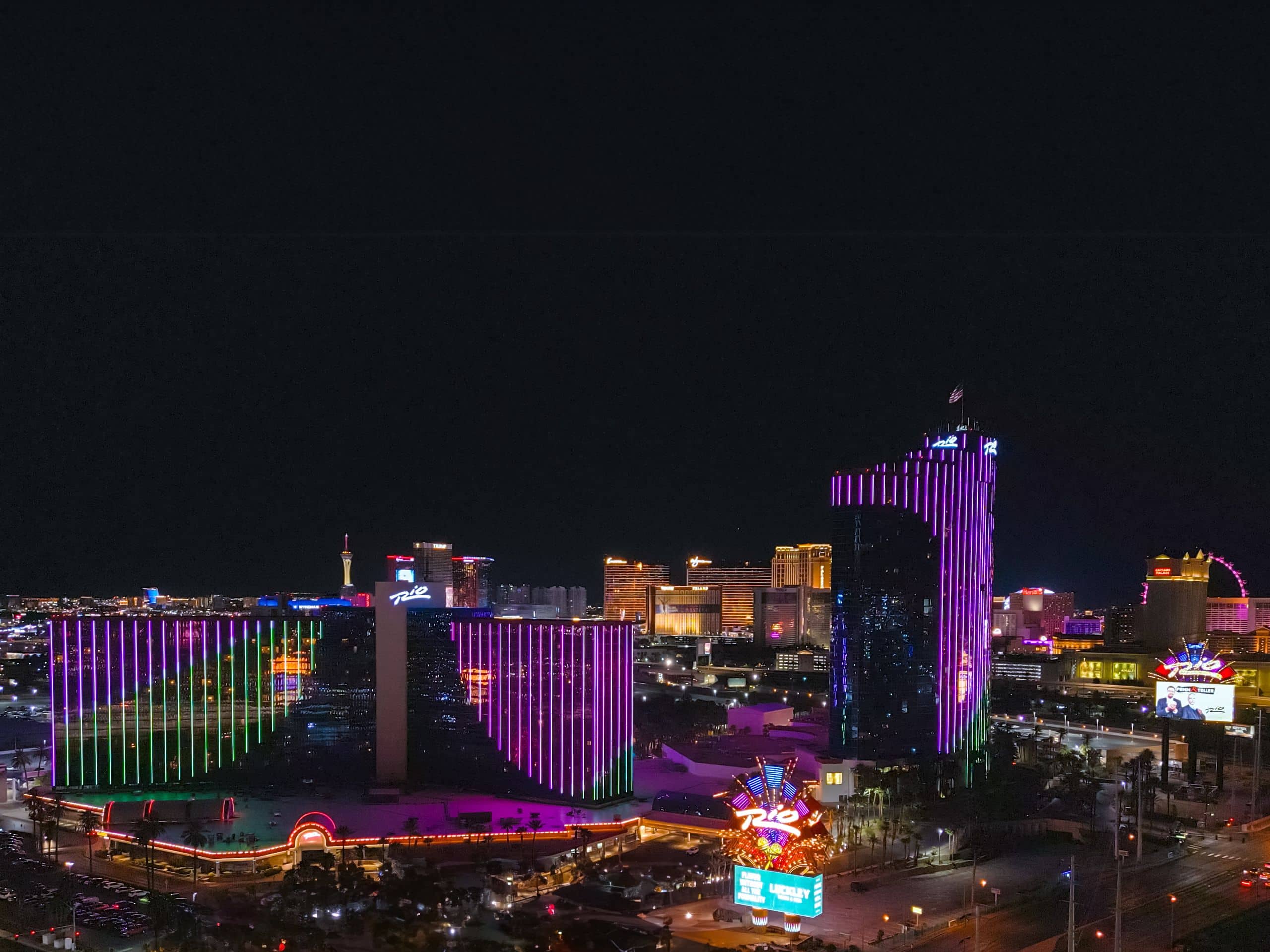 Rio Hotel & Casino - Image 1