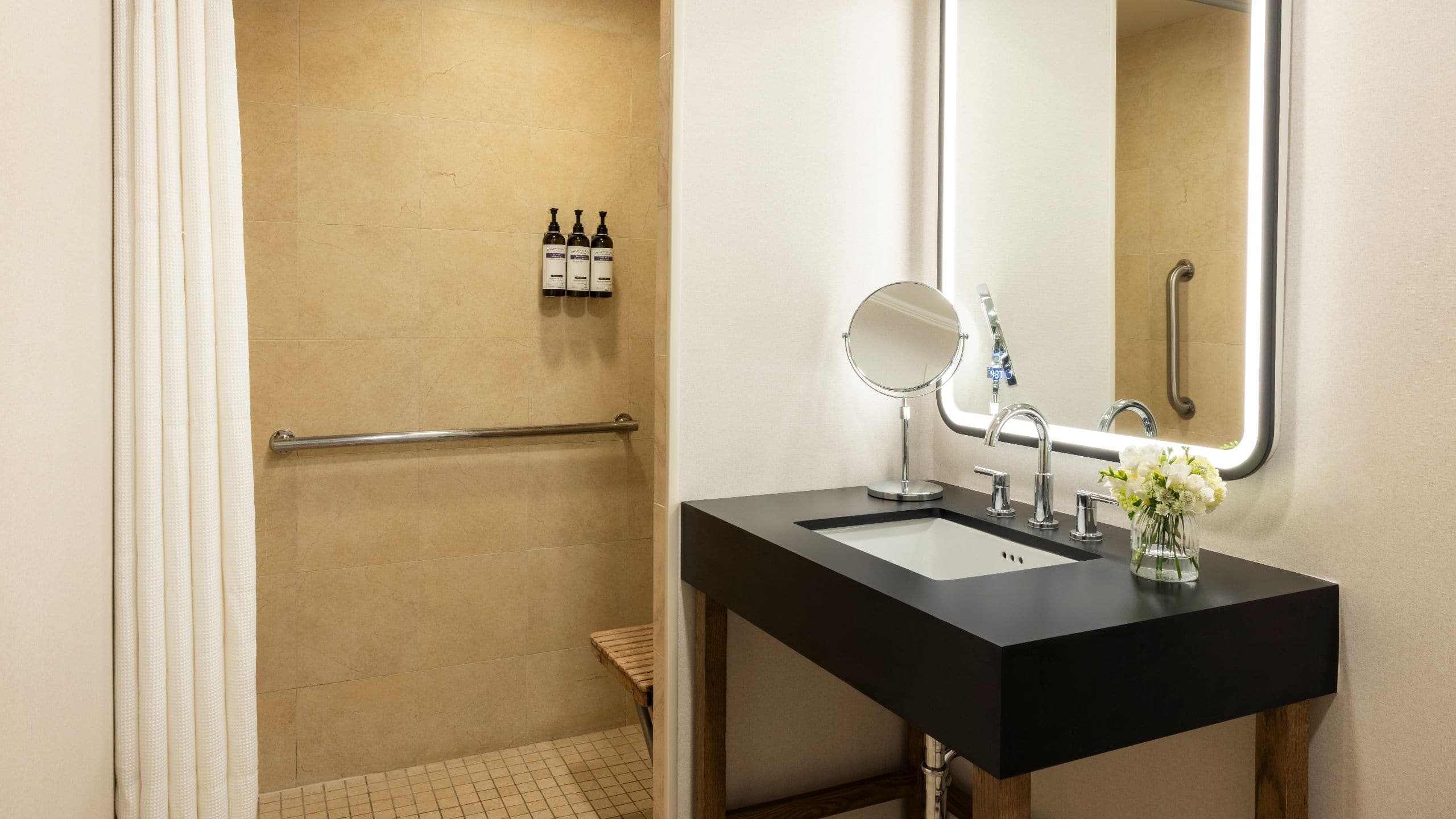 Hyatt Regency Greenwich - Image 4