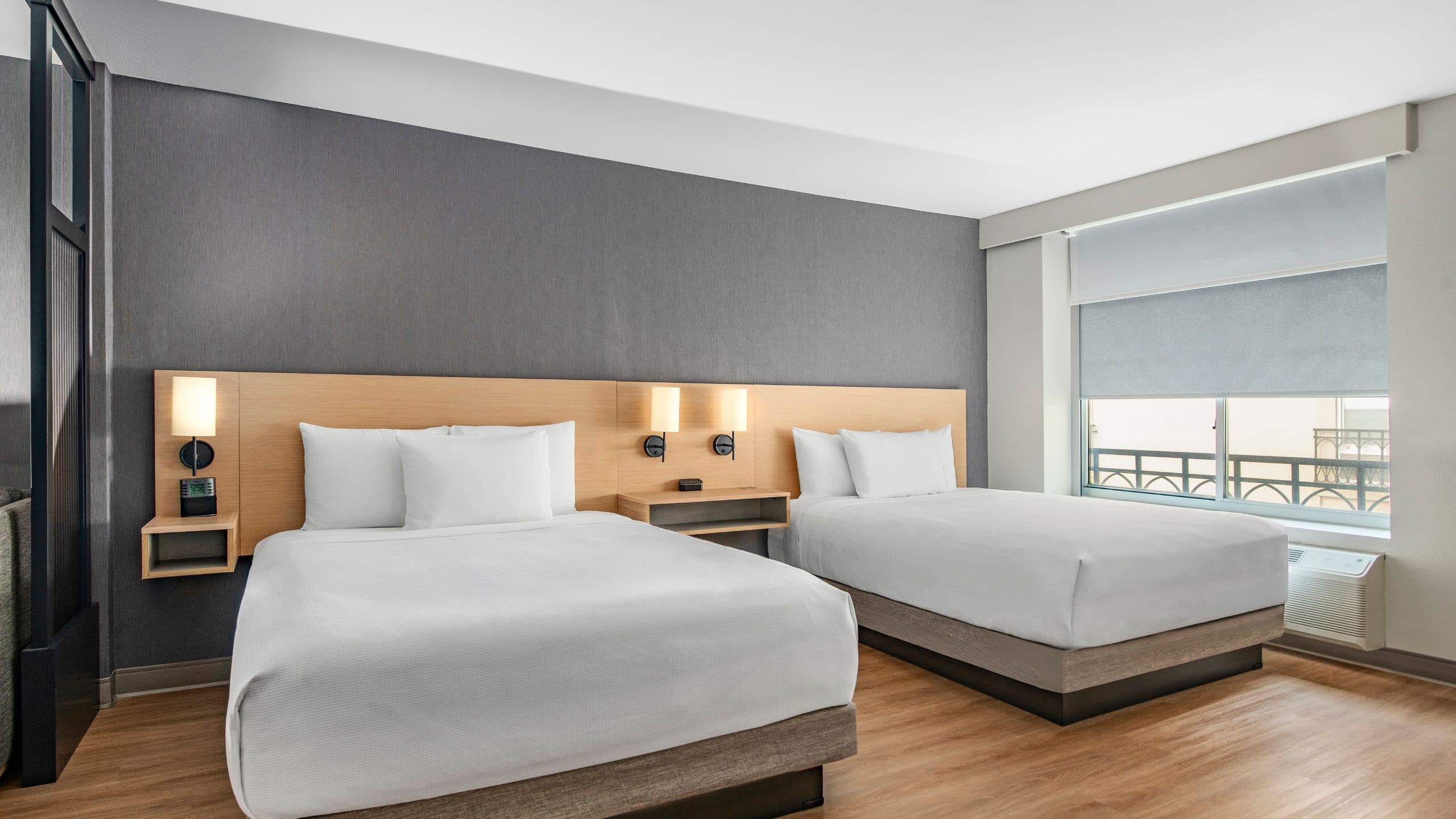 Hyatt Place Riverside/Downtown - Image 2