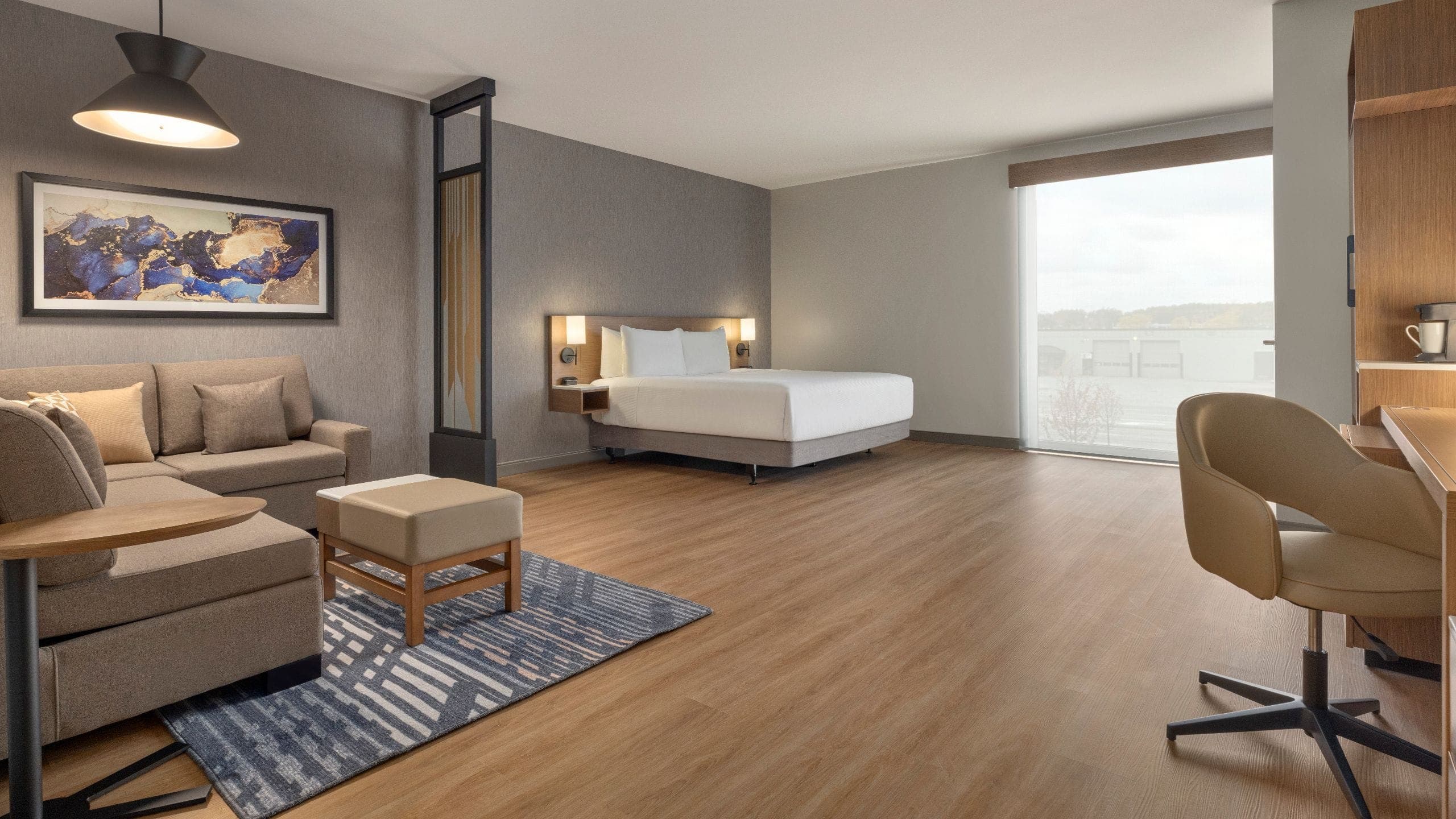 Hyatt Place Windsor - Image 4