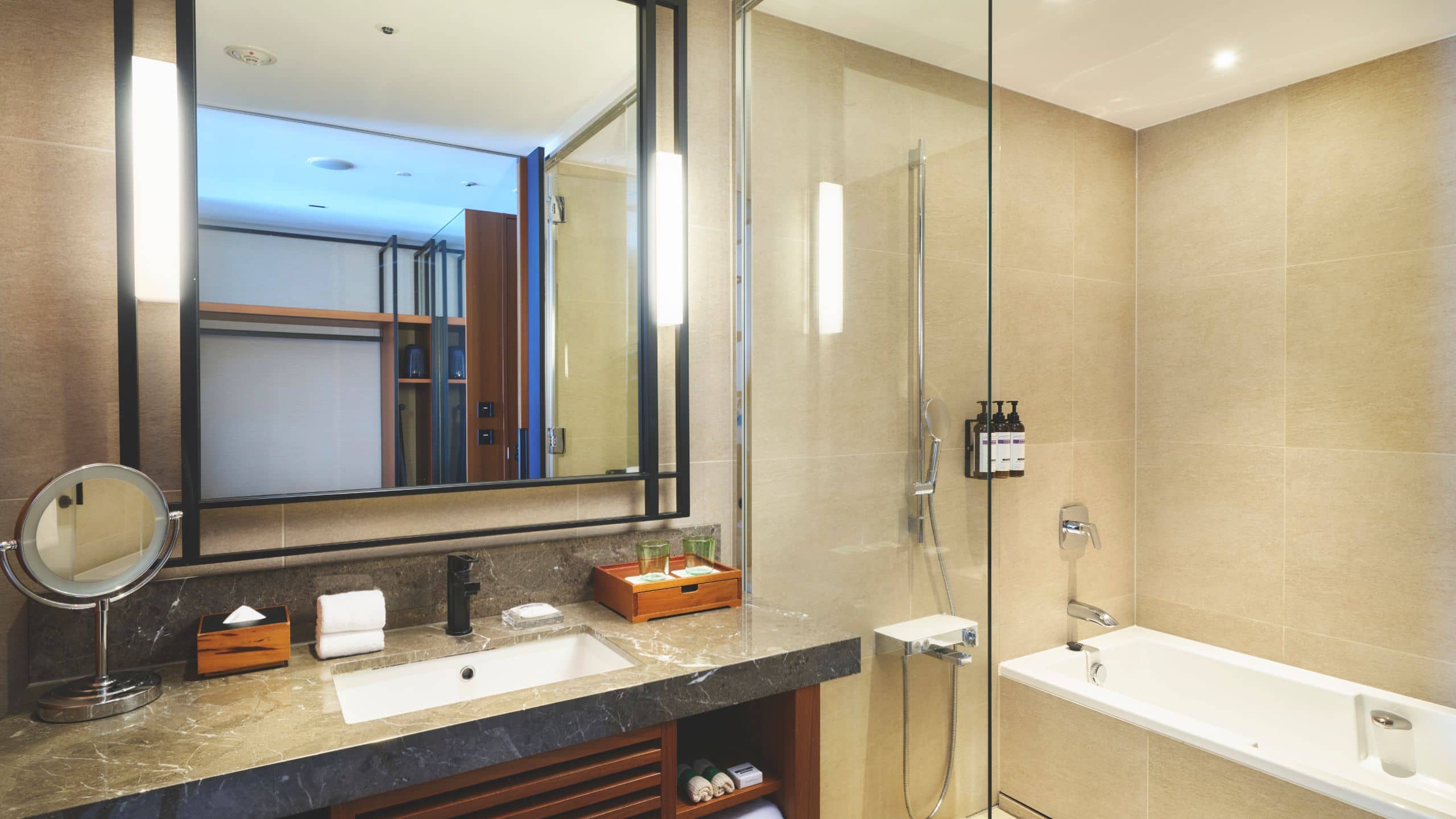 1 King Bed - Image 2